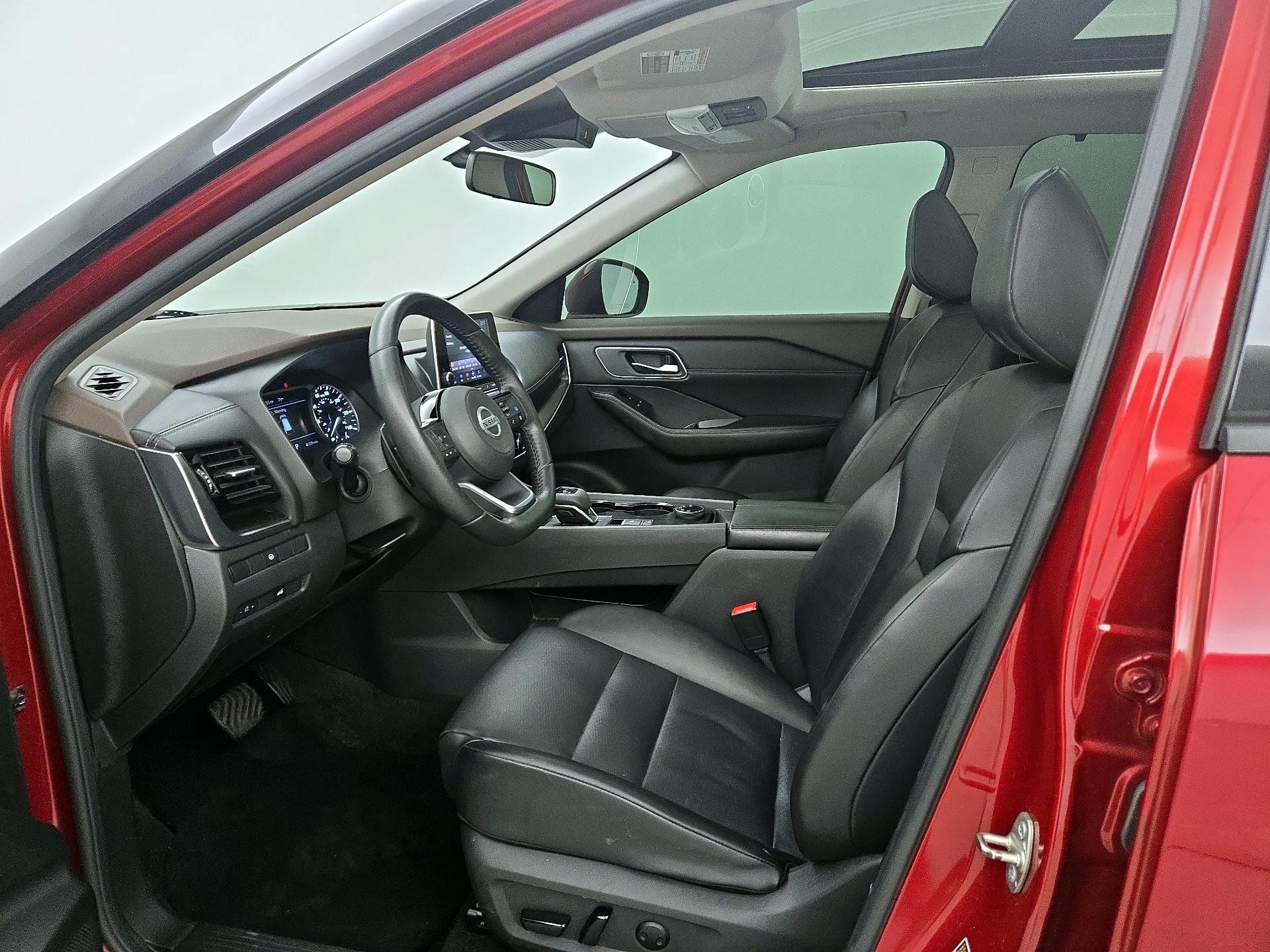 Thumbnail: 2021 Nissan Rogue - 11