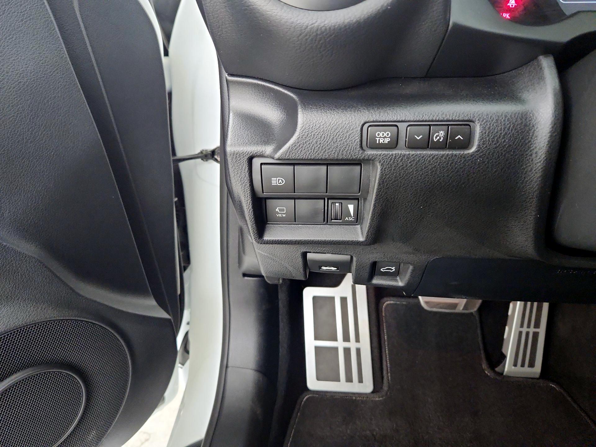 Thumbnail: 2025 Lexus IS - 13