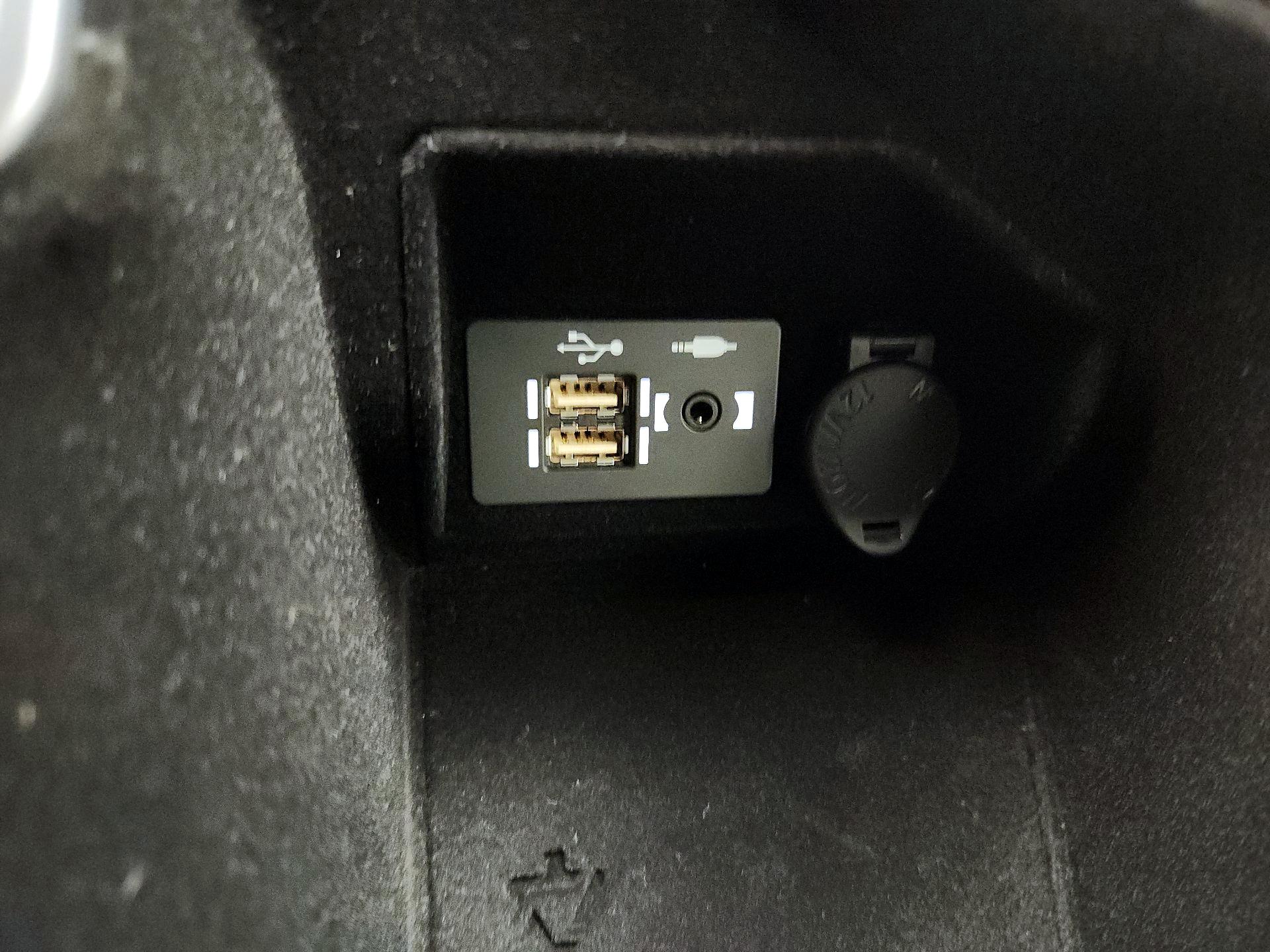 Thumbnail: 2025 Lexus IS - 19