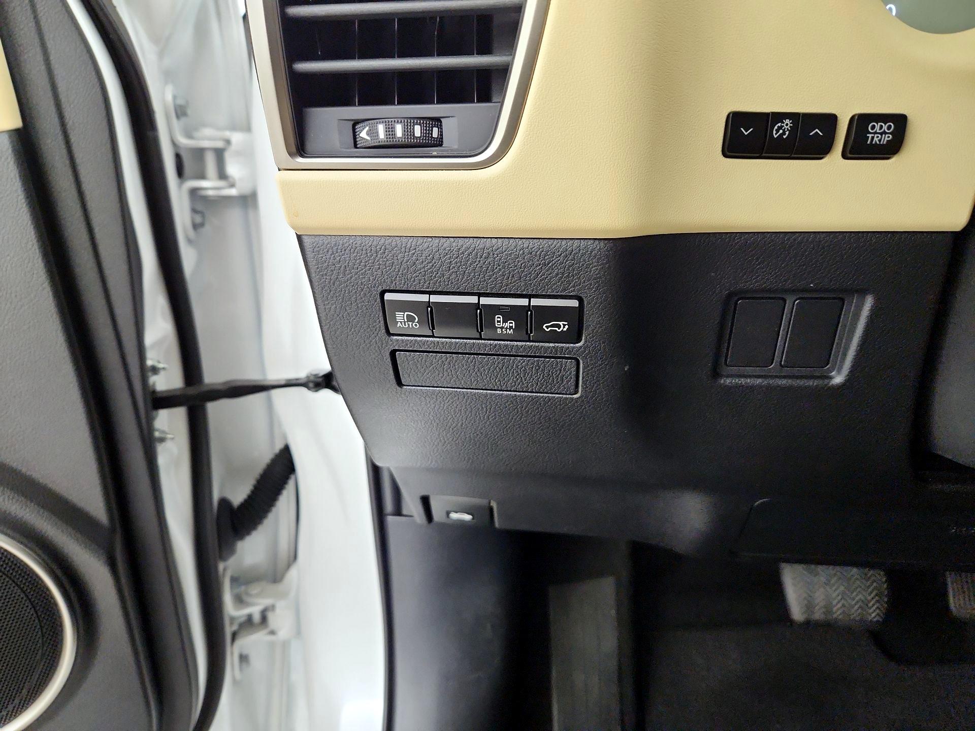 Thumbnail: 2020 Lexus NX - 13