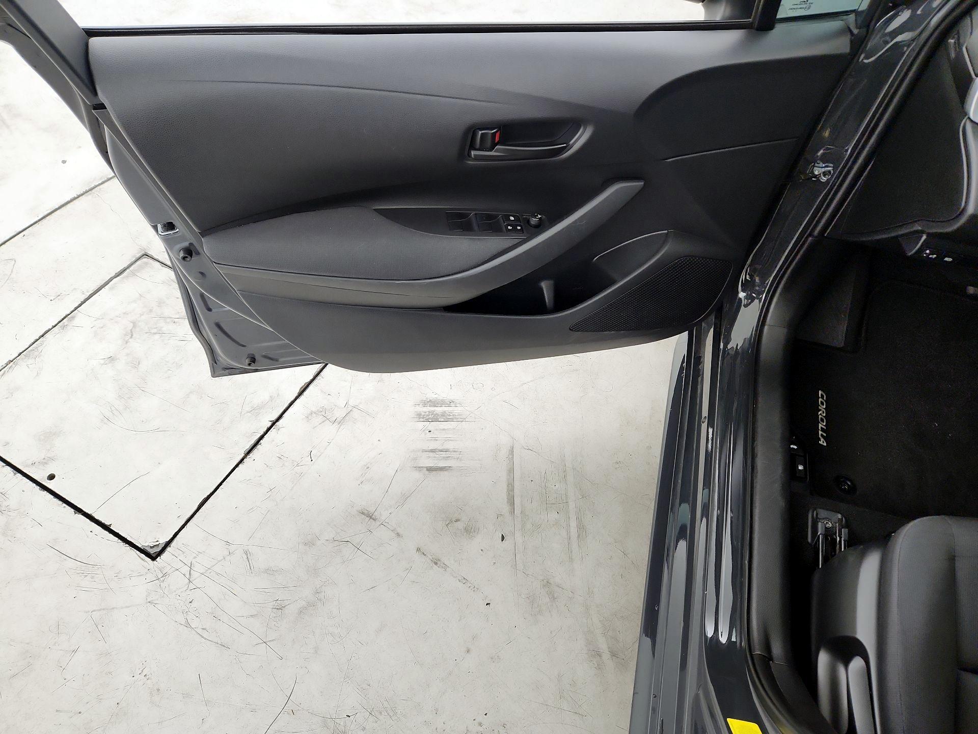 Thumbnail: 2024 Toyota Corolla - 12