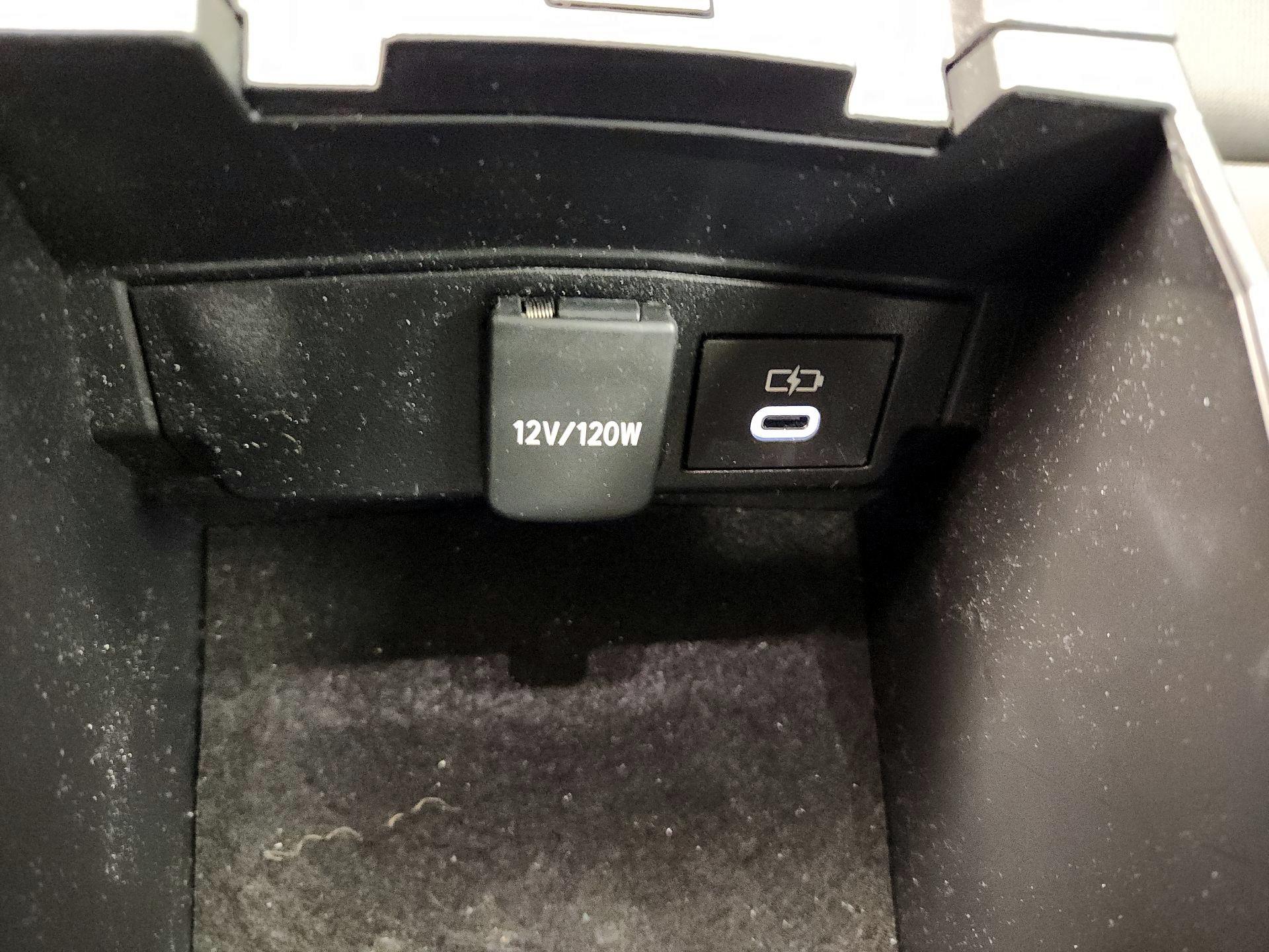 Thumbnail: 2024 Toyota Corolla - 18