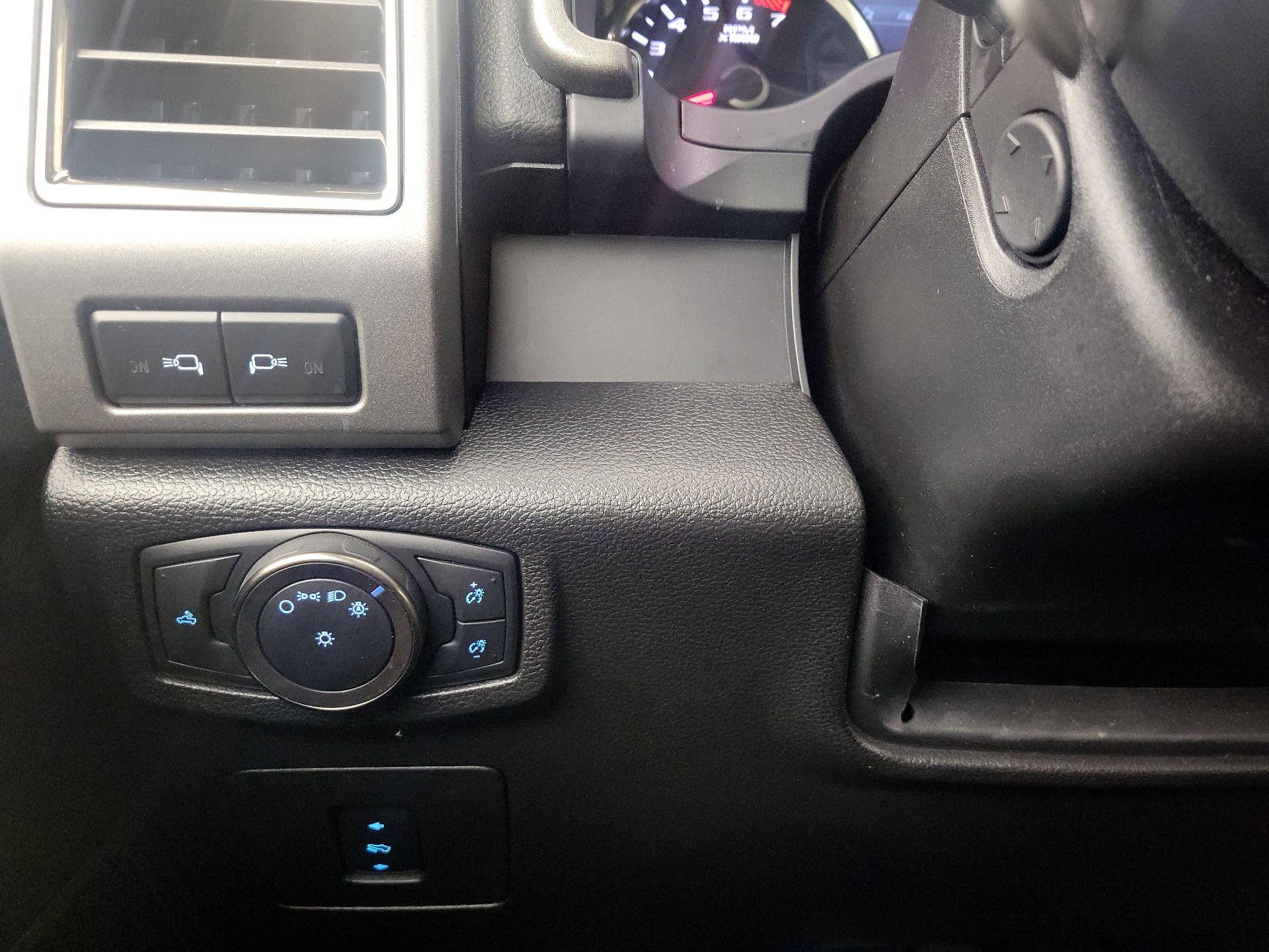 Thumbnail: 2018 Ford F-150 - 13