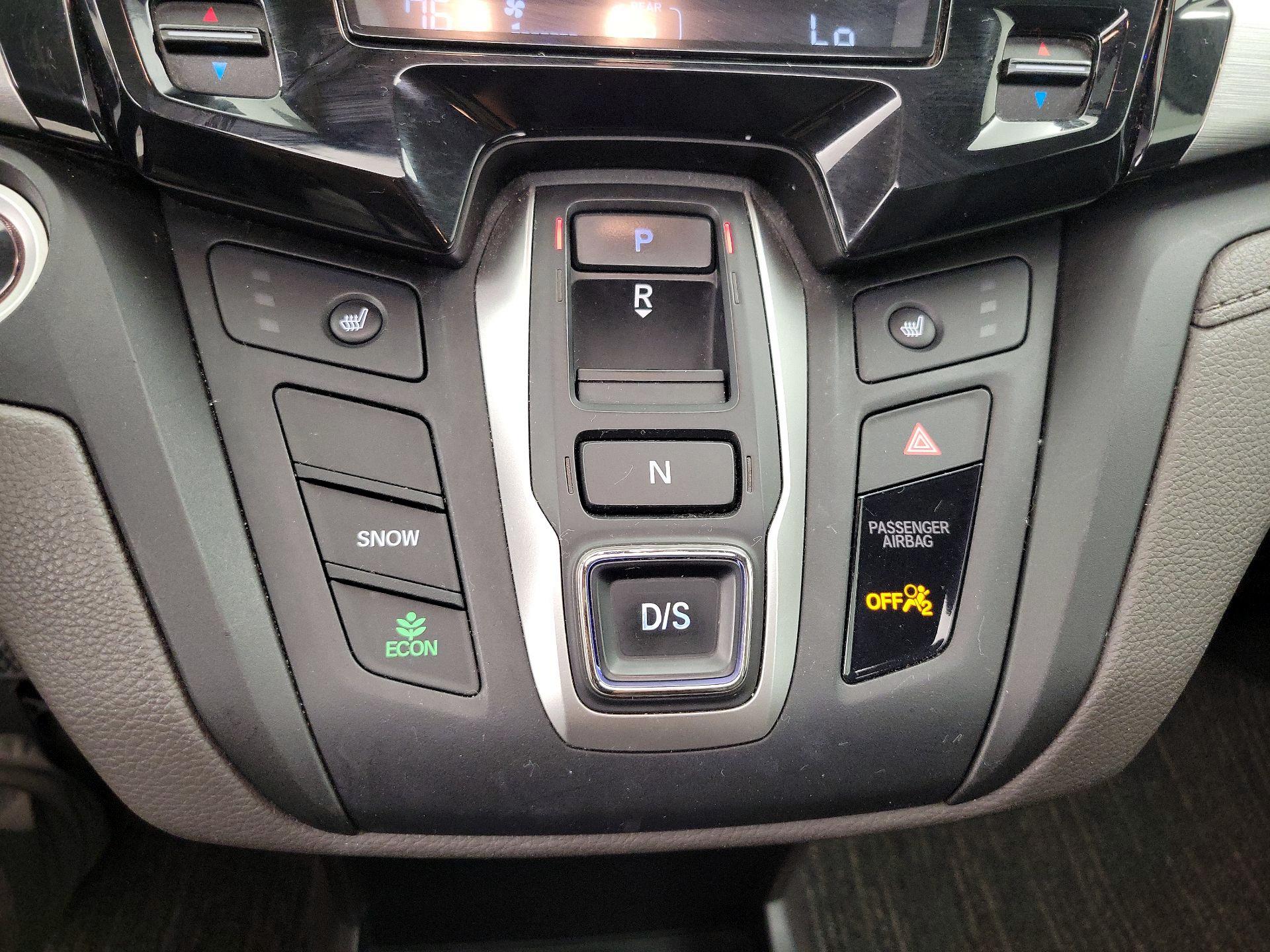 Thumbnail: 2019 Honda Odyssey - 17