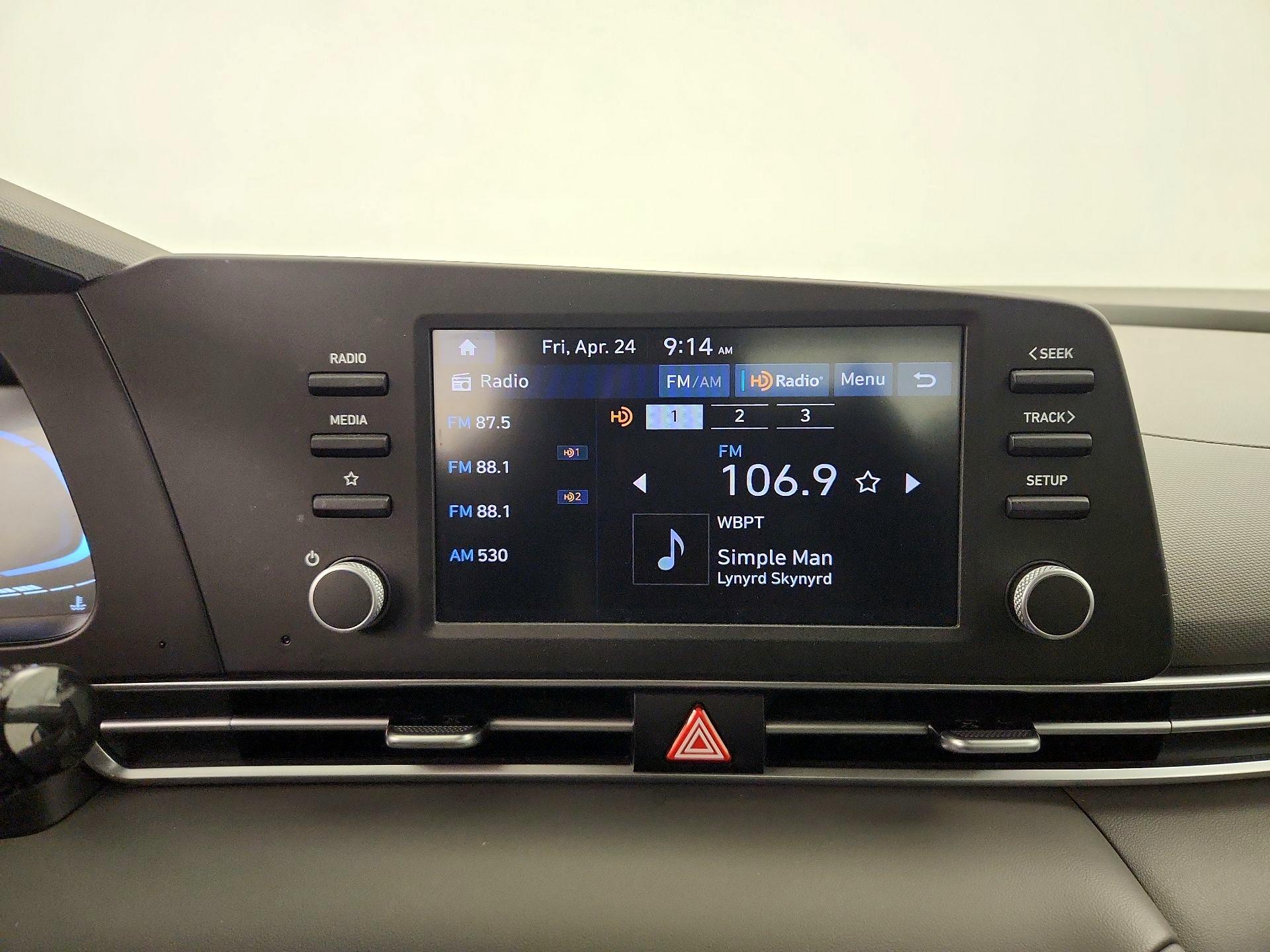 Thumbnail: 2024 Hyundai Elantra - 15