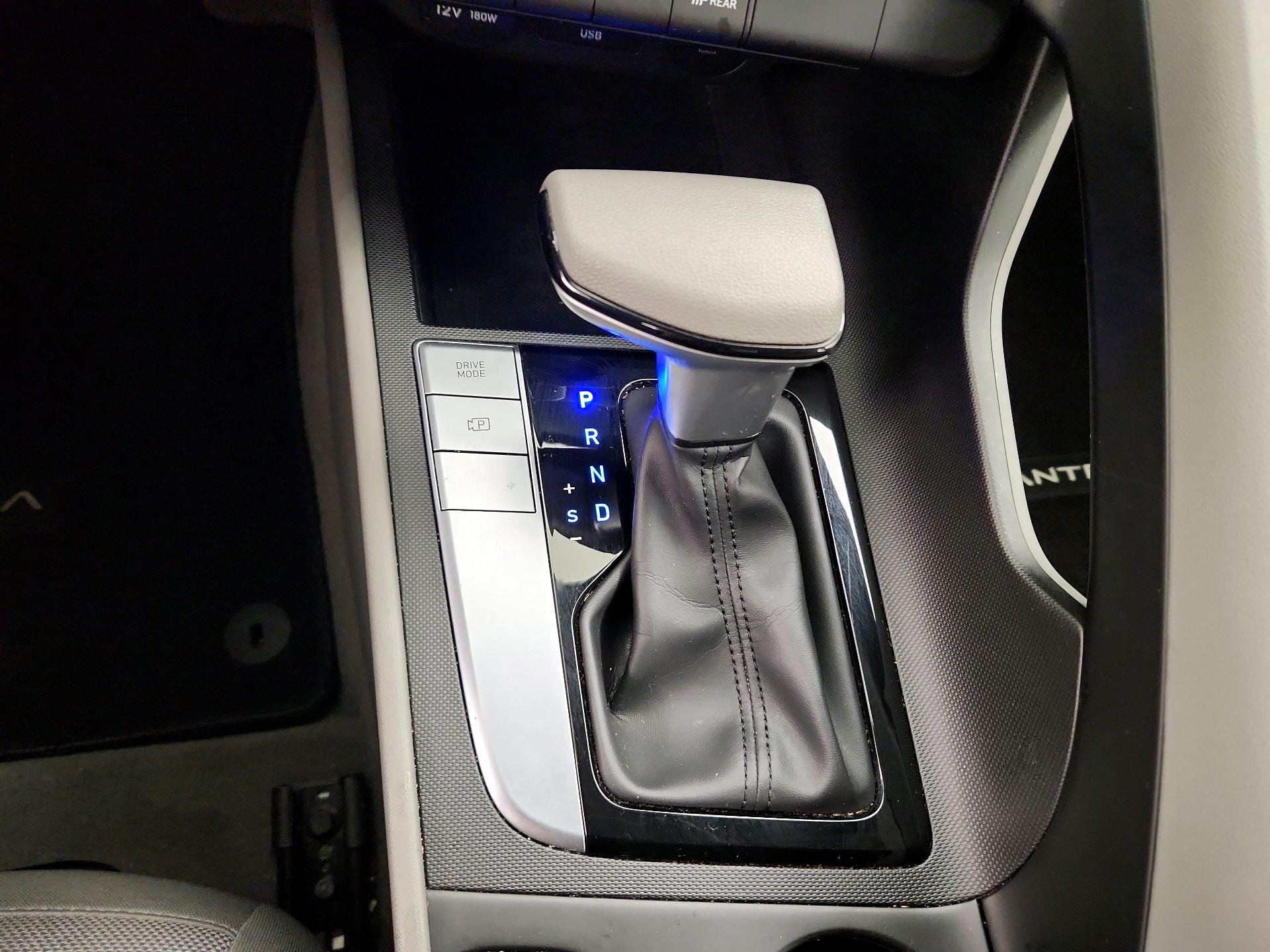 Thumbnail: 2024 Hyundai Elantra - 17