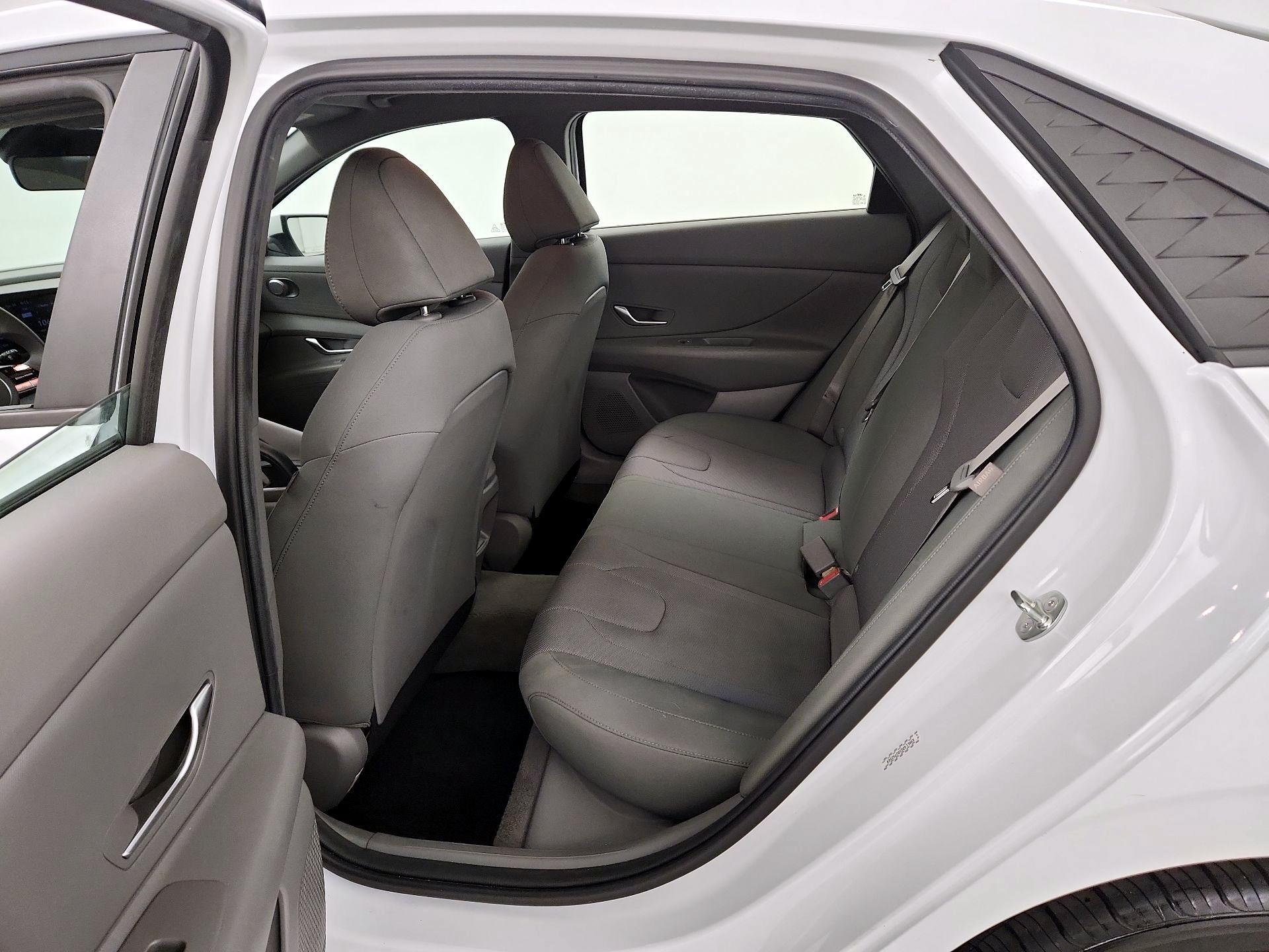 Thumbnail: 2024 Hyundai Elantra - 19