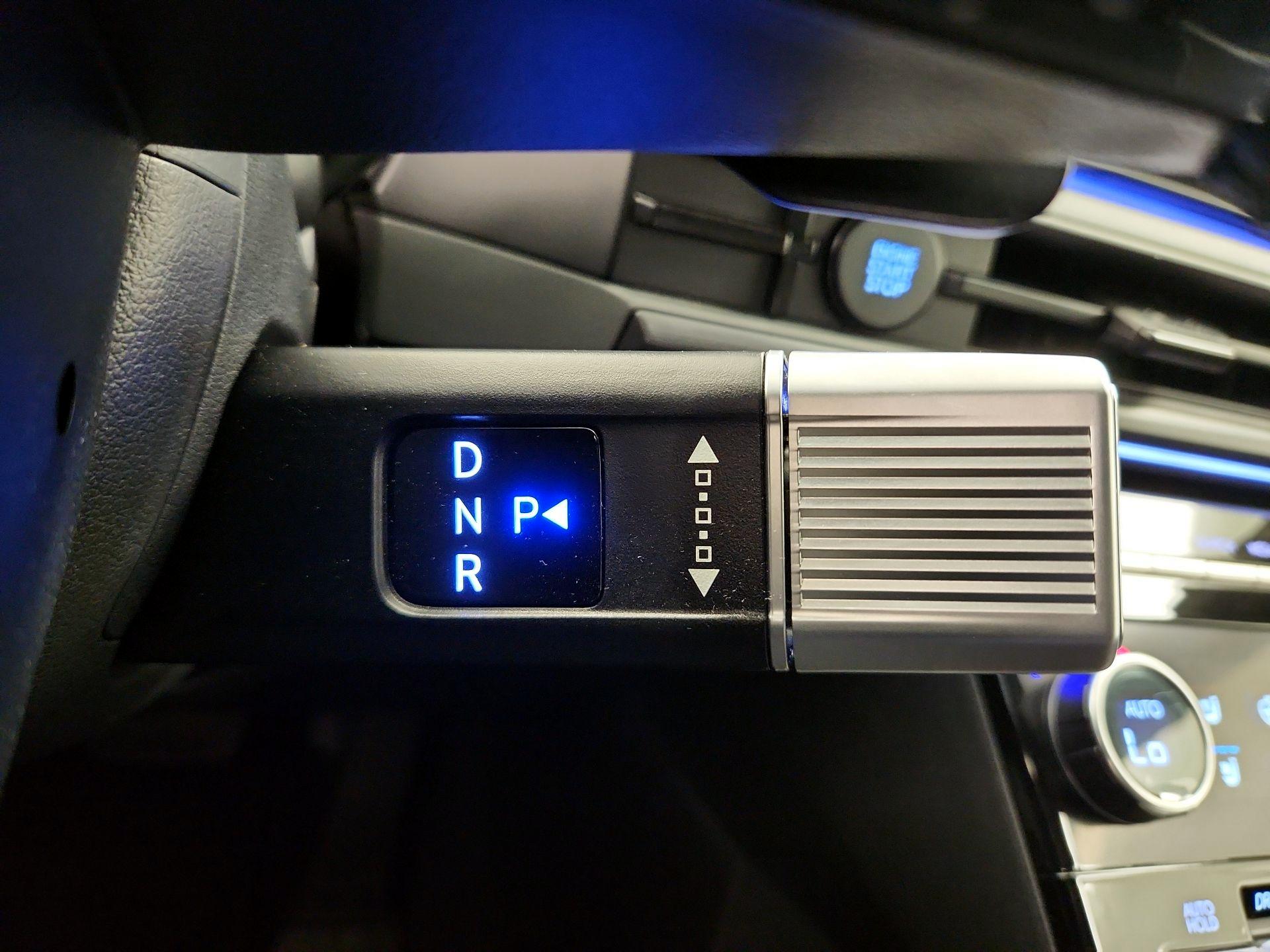 Thumbnail: 2025 Hyundai Santa Fe - 18