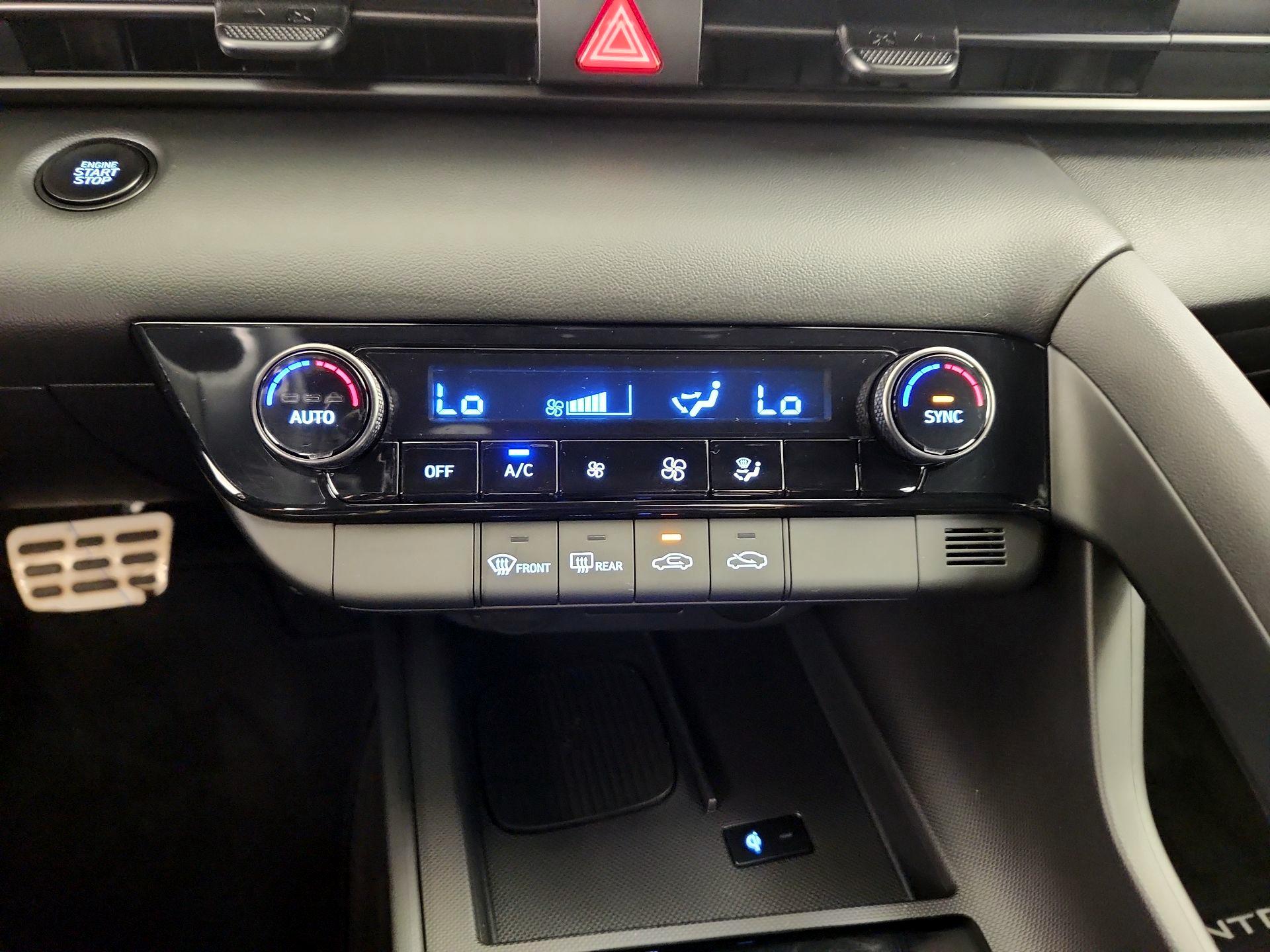 Thumbnail: 2025 Hyundai Elantra - 16