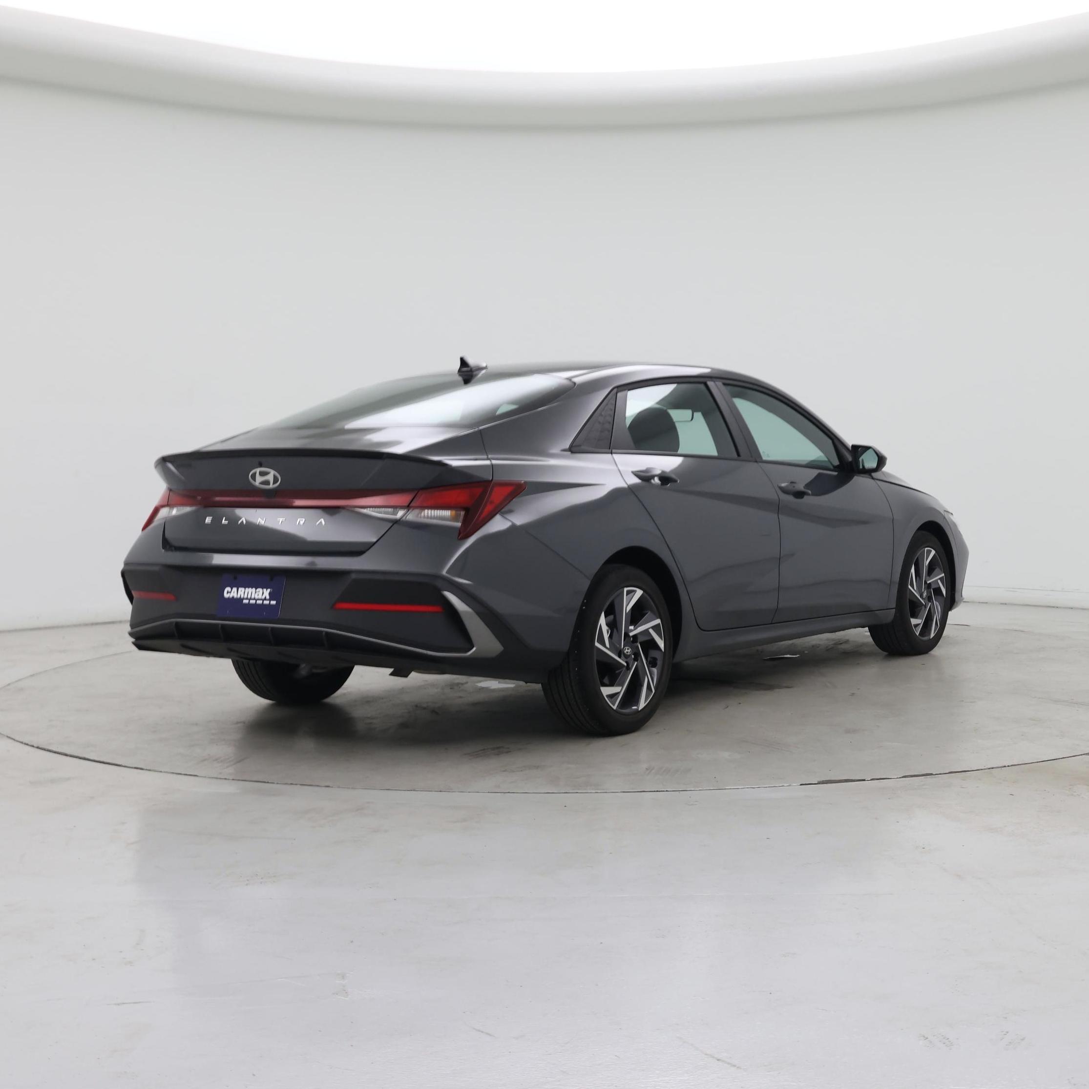 Thumbnail: 2025 Hyundai Elantra - 8