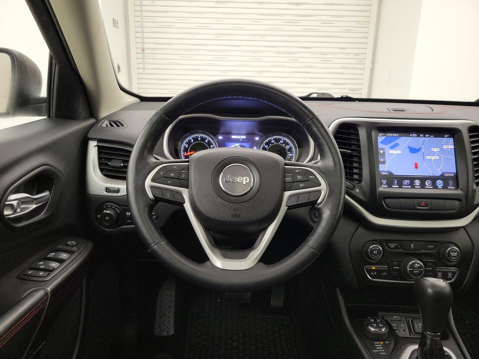 Thumbnail: 2014 Jeep Cherokee - 10