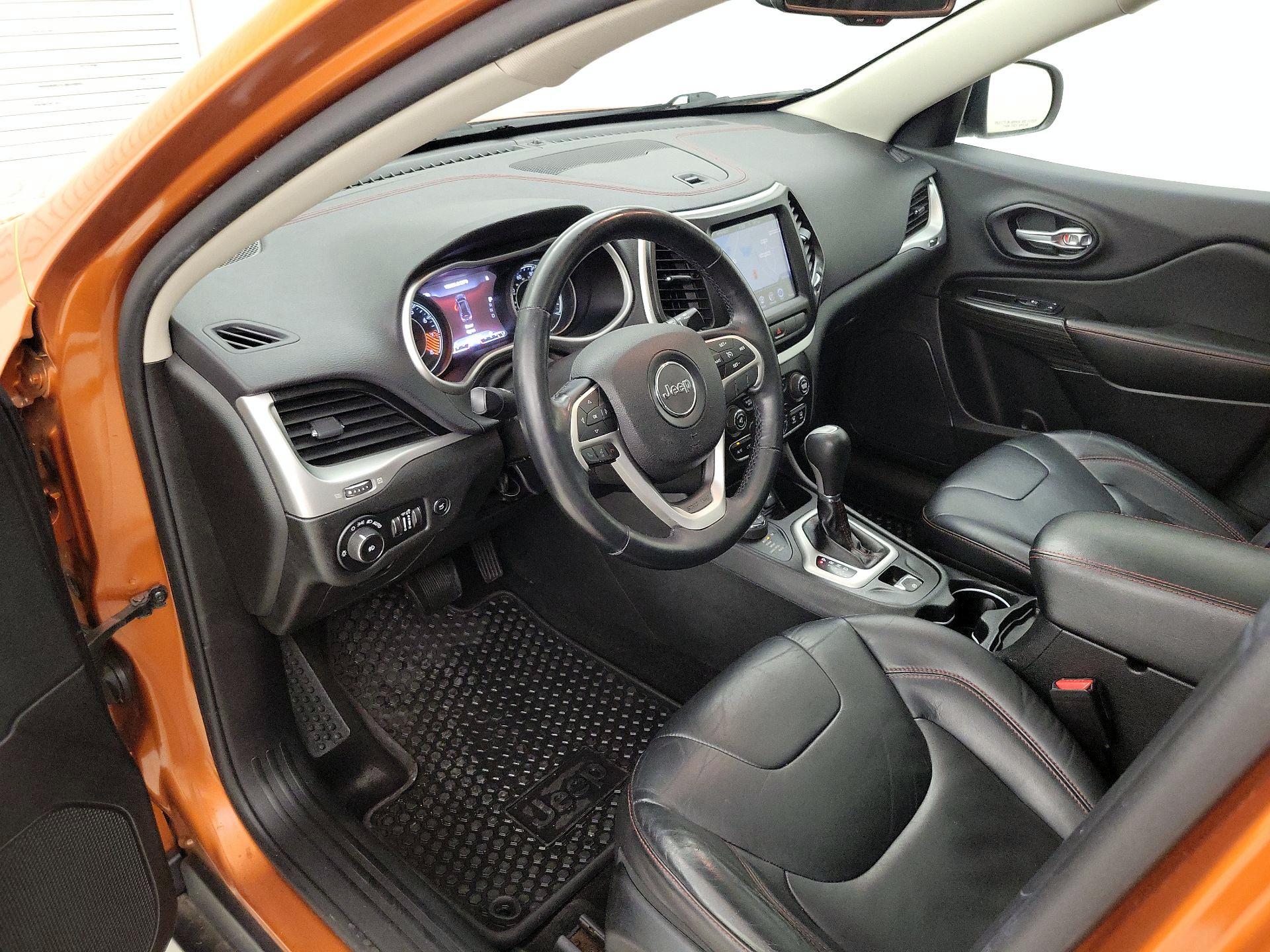 Thumbnail: 2014 Jeep Cherokee - 11