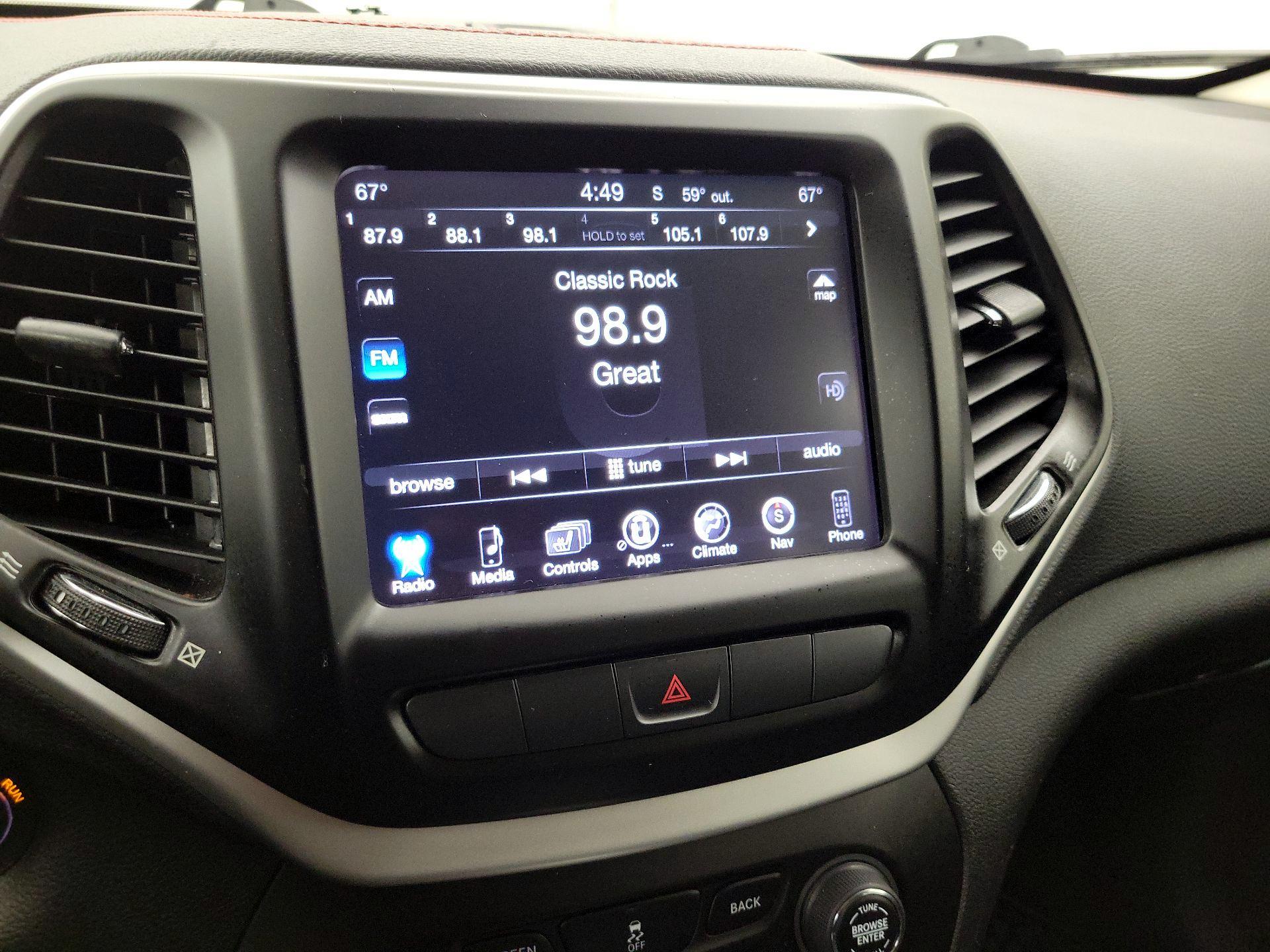 Thumbnail: 2014 Jeep Cherokee - 16