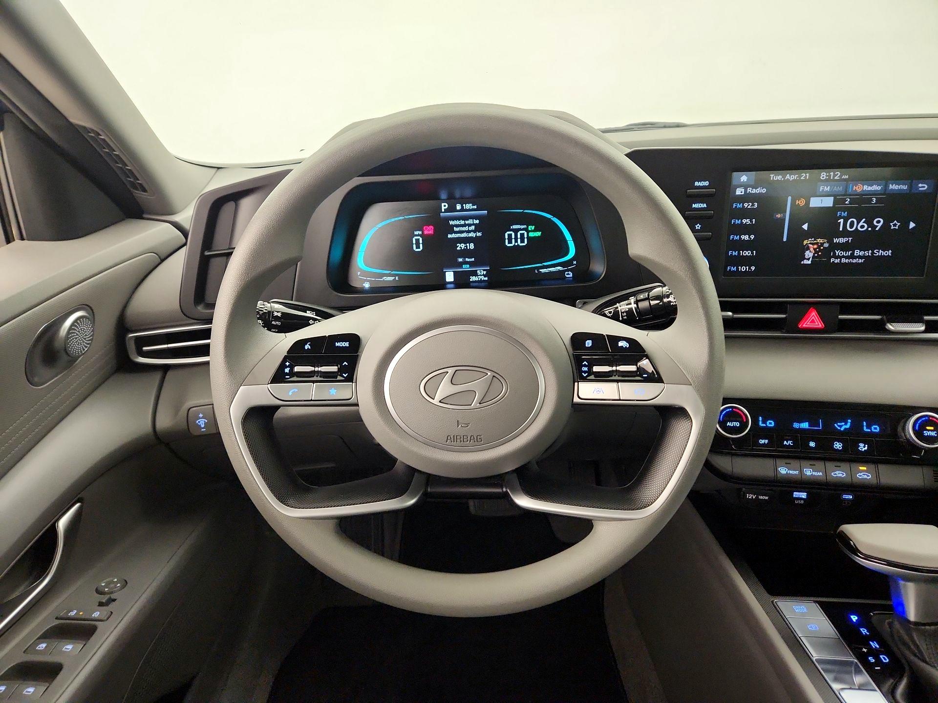Thumbnail: 2025 Hyundai Elantra - 10
