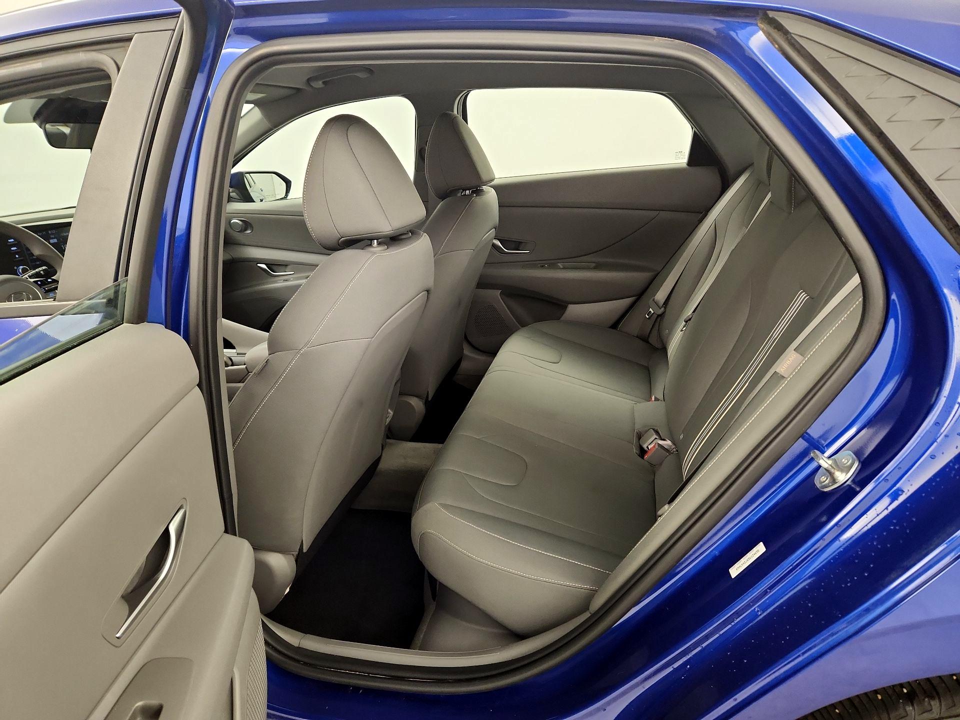 Thumbnail: 2025 Hyundai Elantra - 19