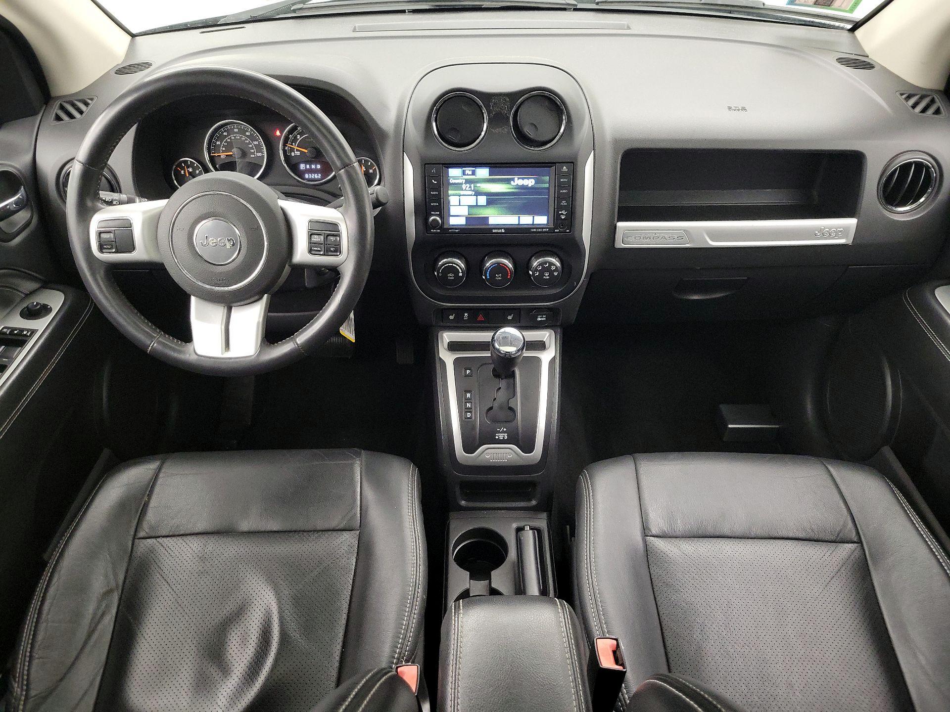 Thumbnail: 2015 Jeep Compass - 9
