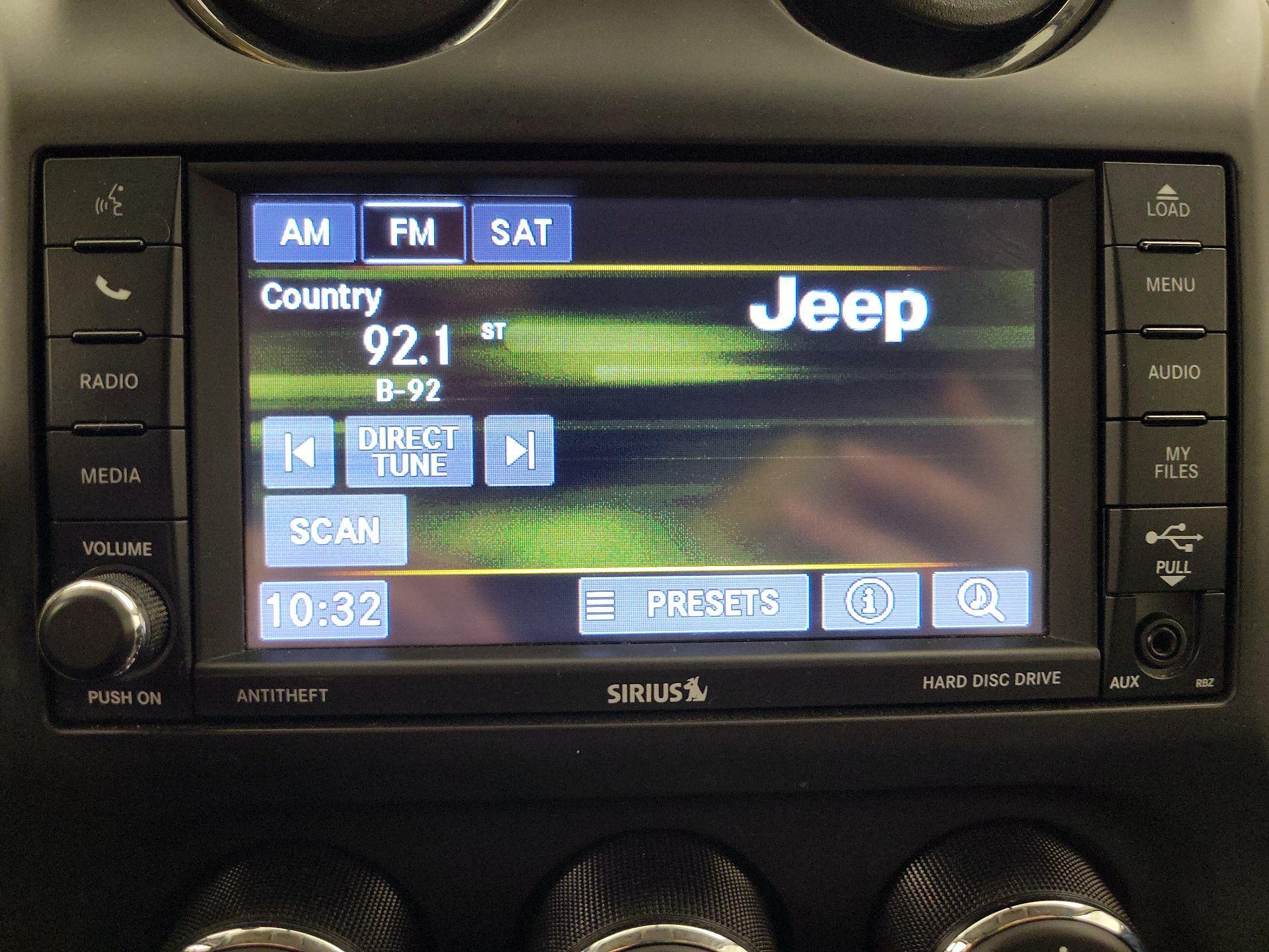 Thumbnail: 2015 Jeep Compass - 13