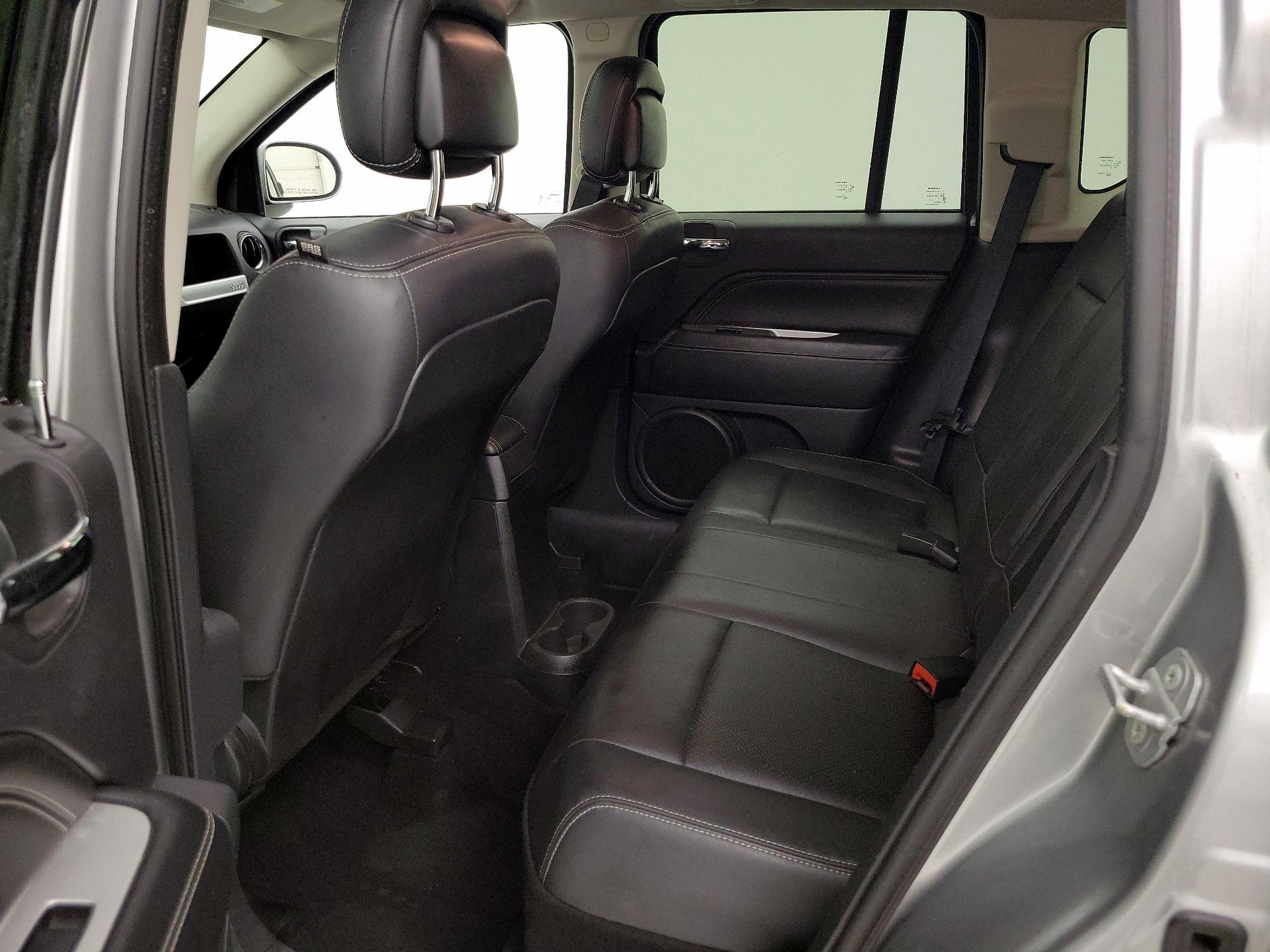 Thumbnail: 2015 Jeep Compass - 18