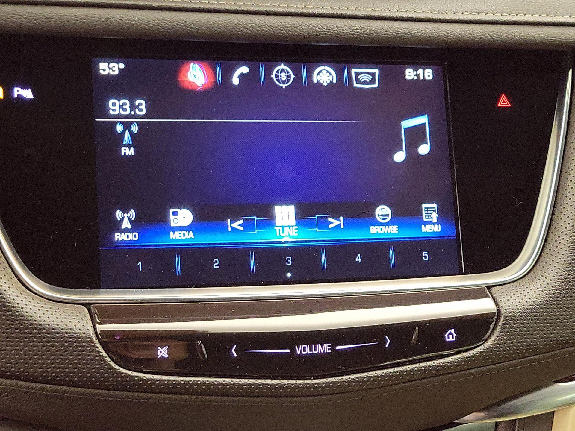 Thumbnail: 2017 Cadillac XT5 - 15