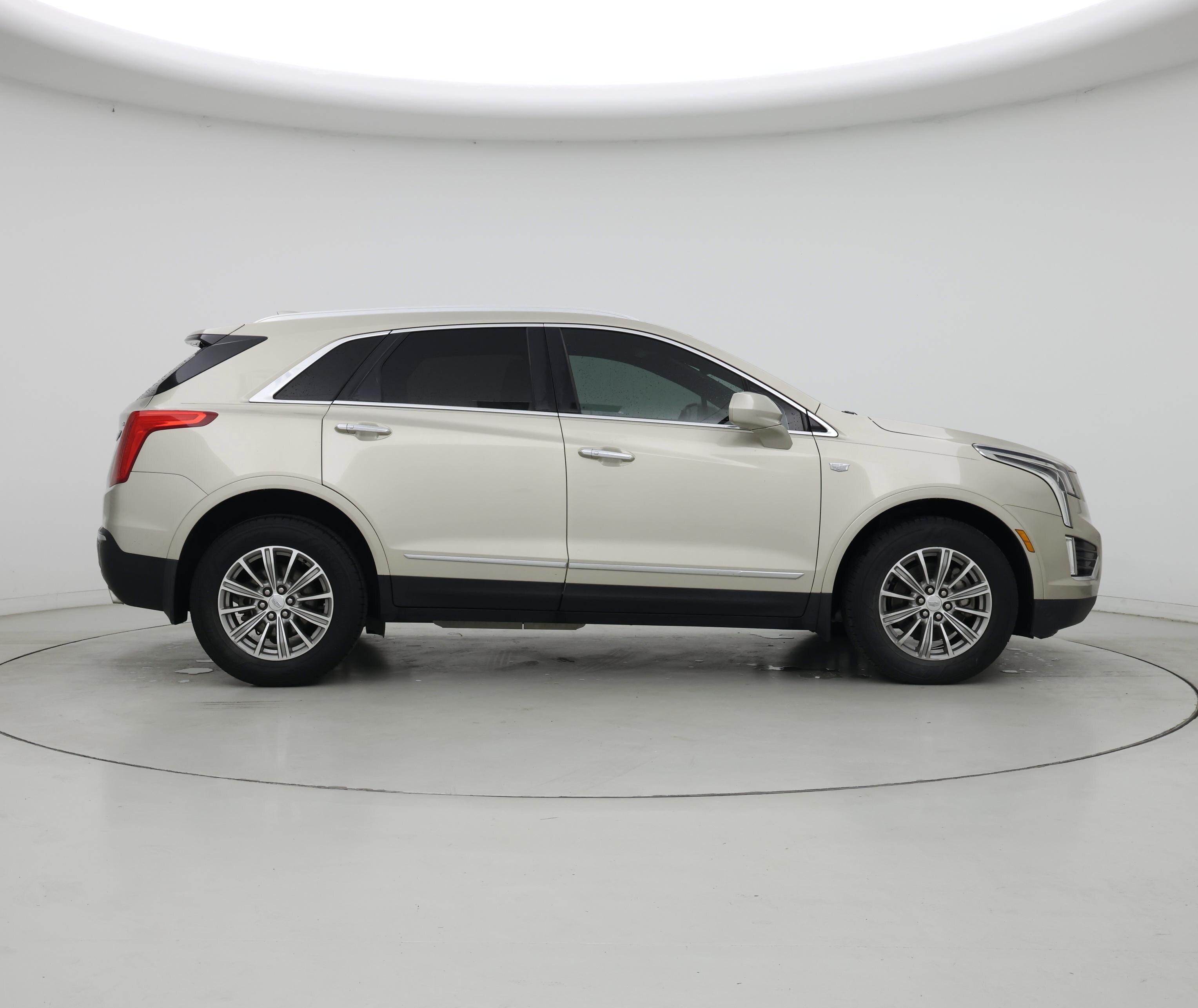 Thumbnail: 2017 Cadillac XT5 - 7