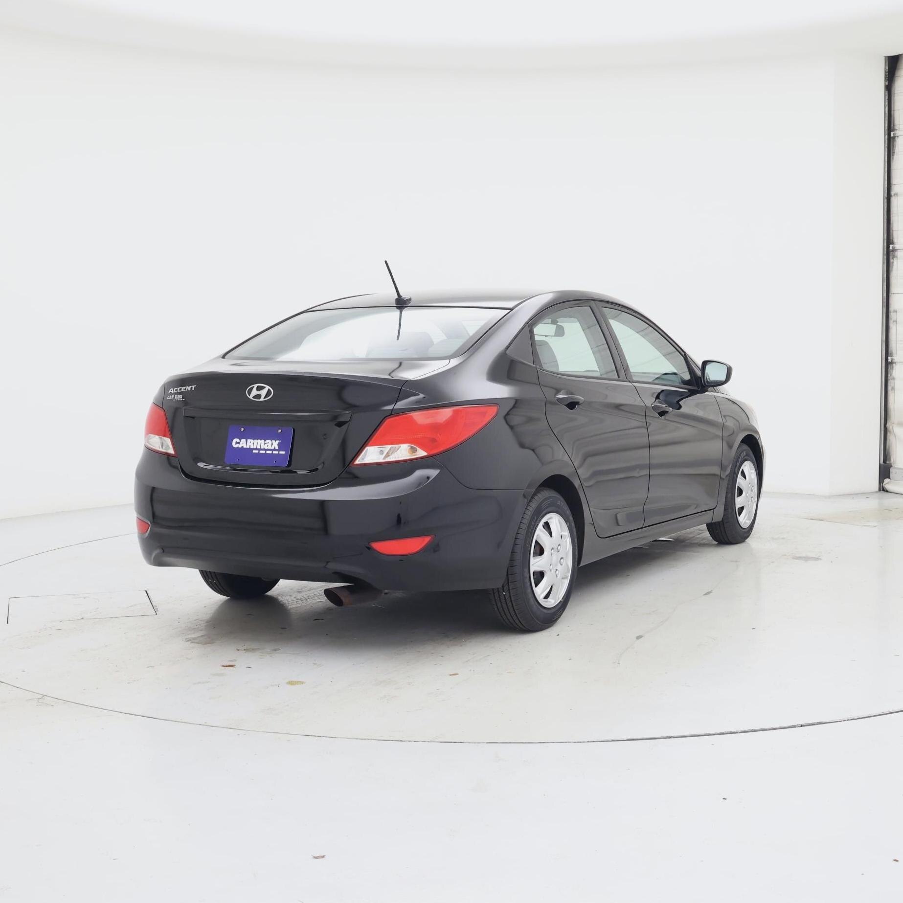 Thumbnail: 2017 Hyundai Accent - 8