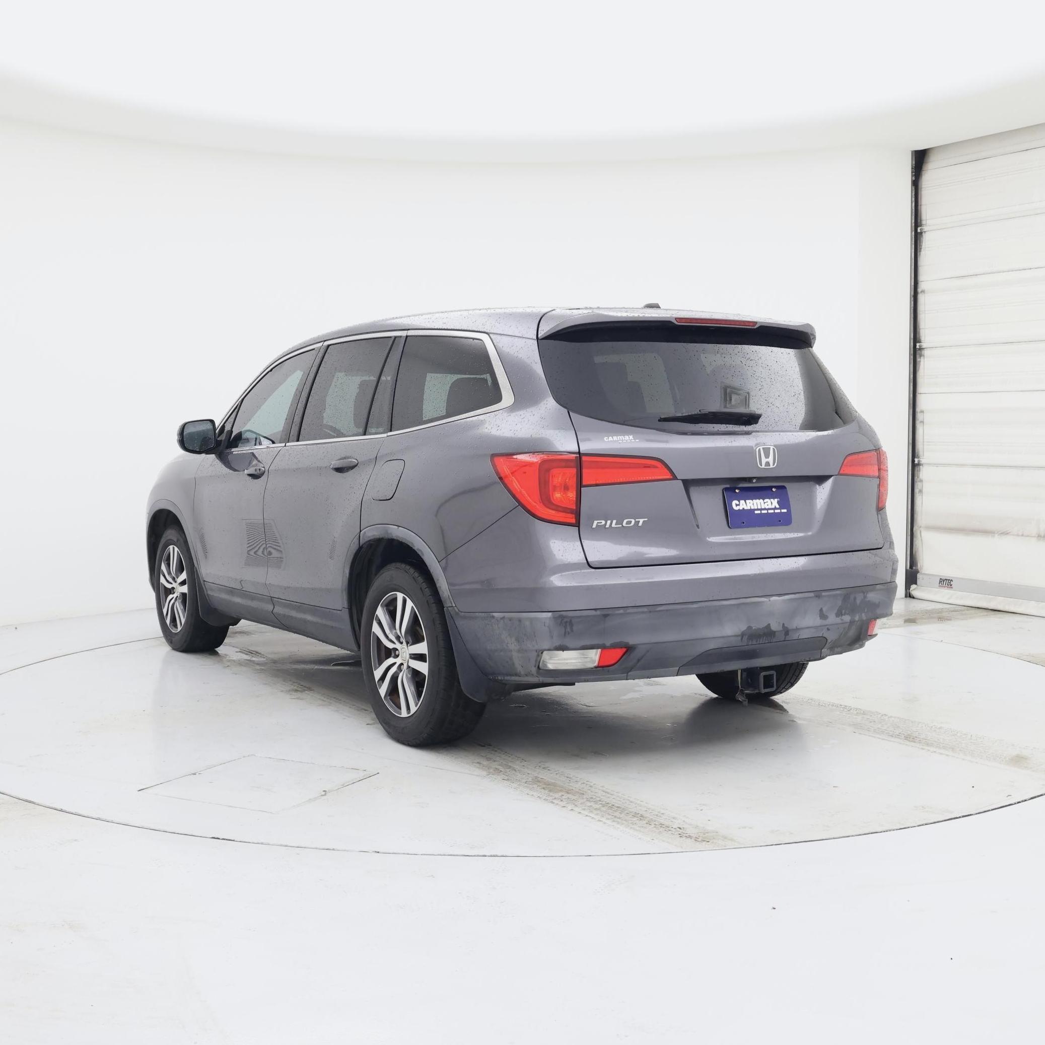 Thumbnail: 2016 Honda Pilot - 2
