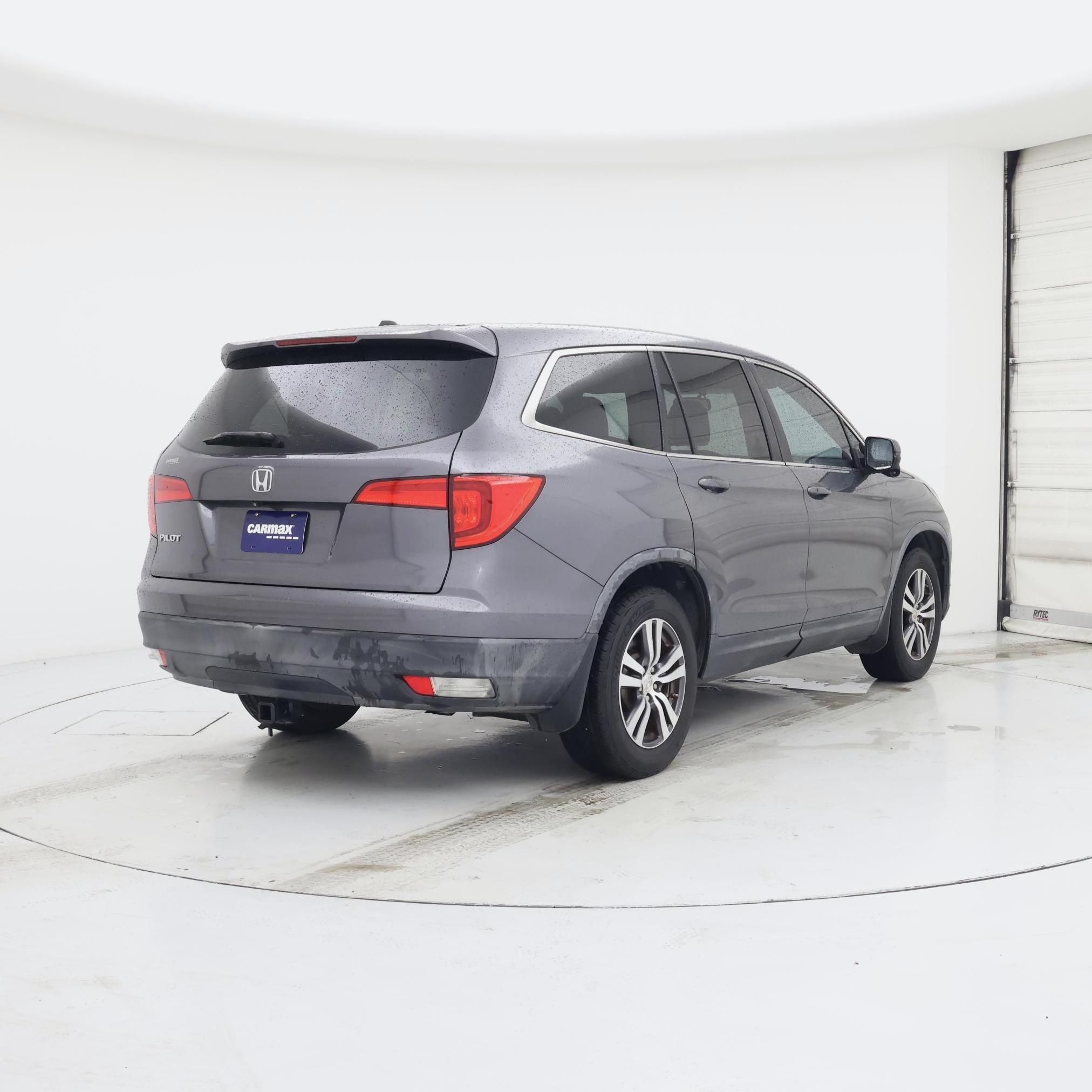 Thumbnail: 2016 Honda Pilot - 8