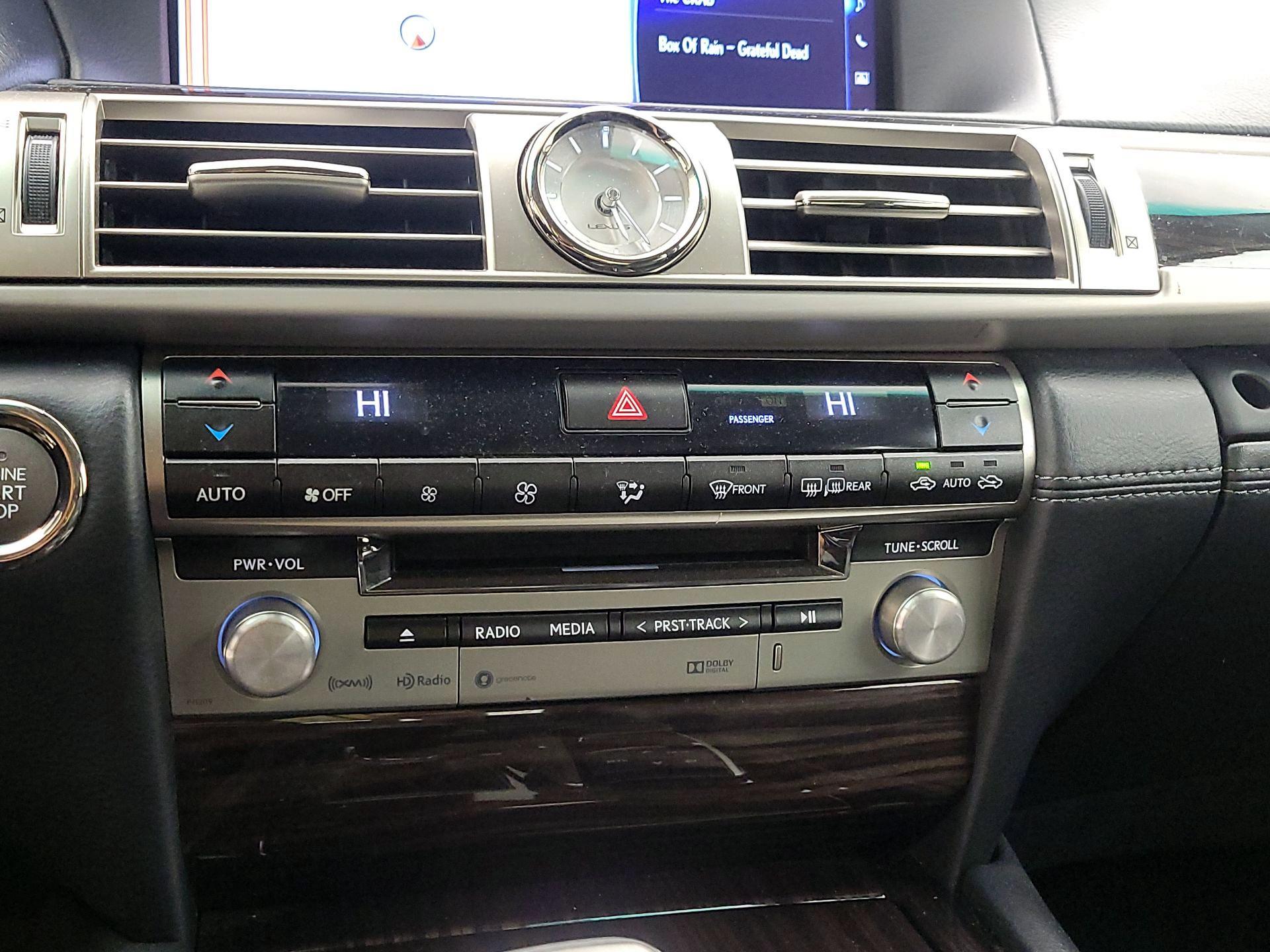 Thumbnail: 2016 Lexus LS - 16