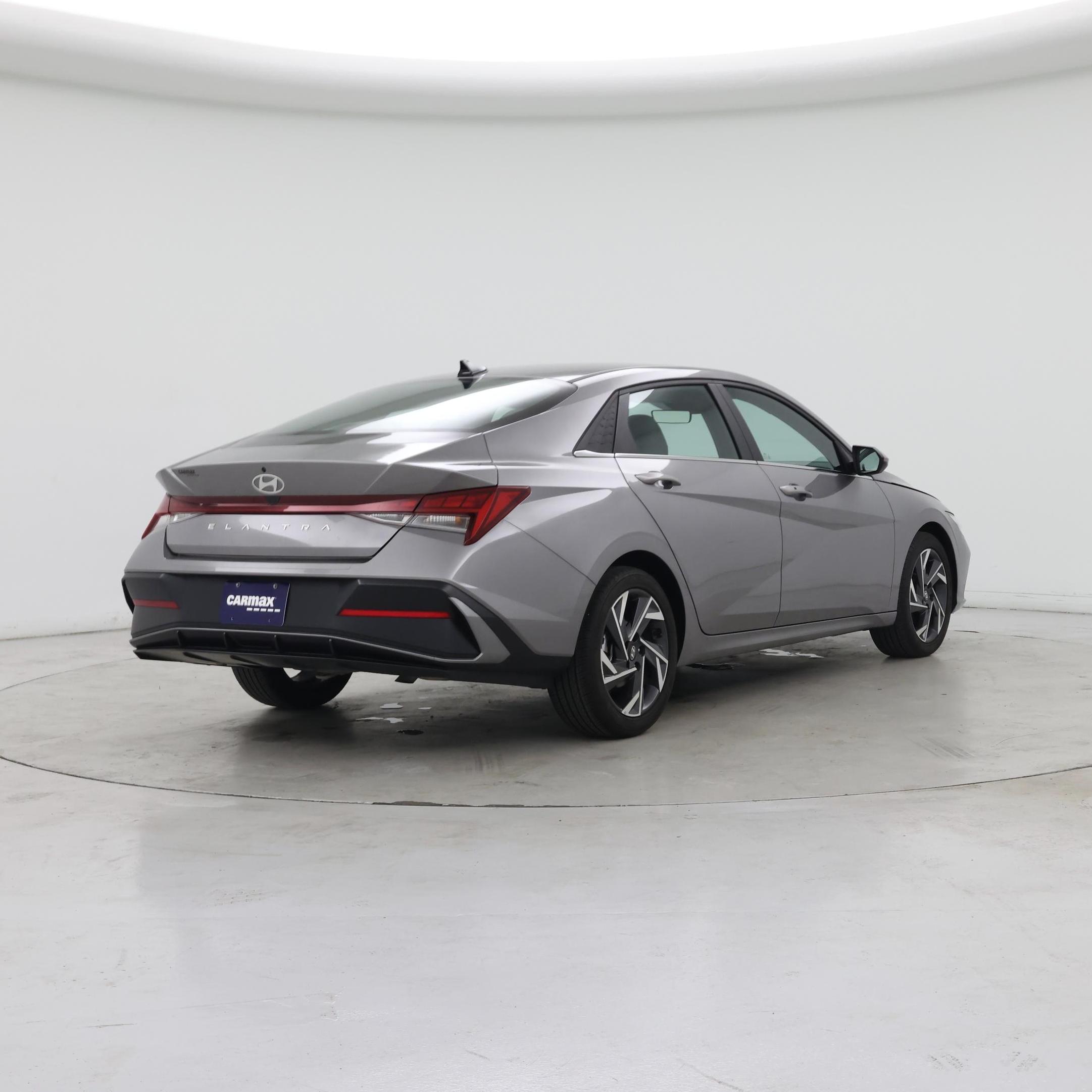 Thumbnail: 2024 Hyundai Elantra - 8