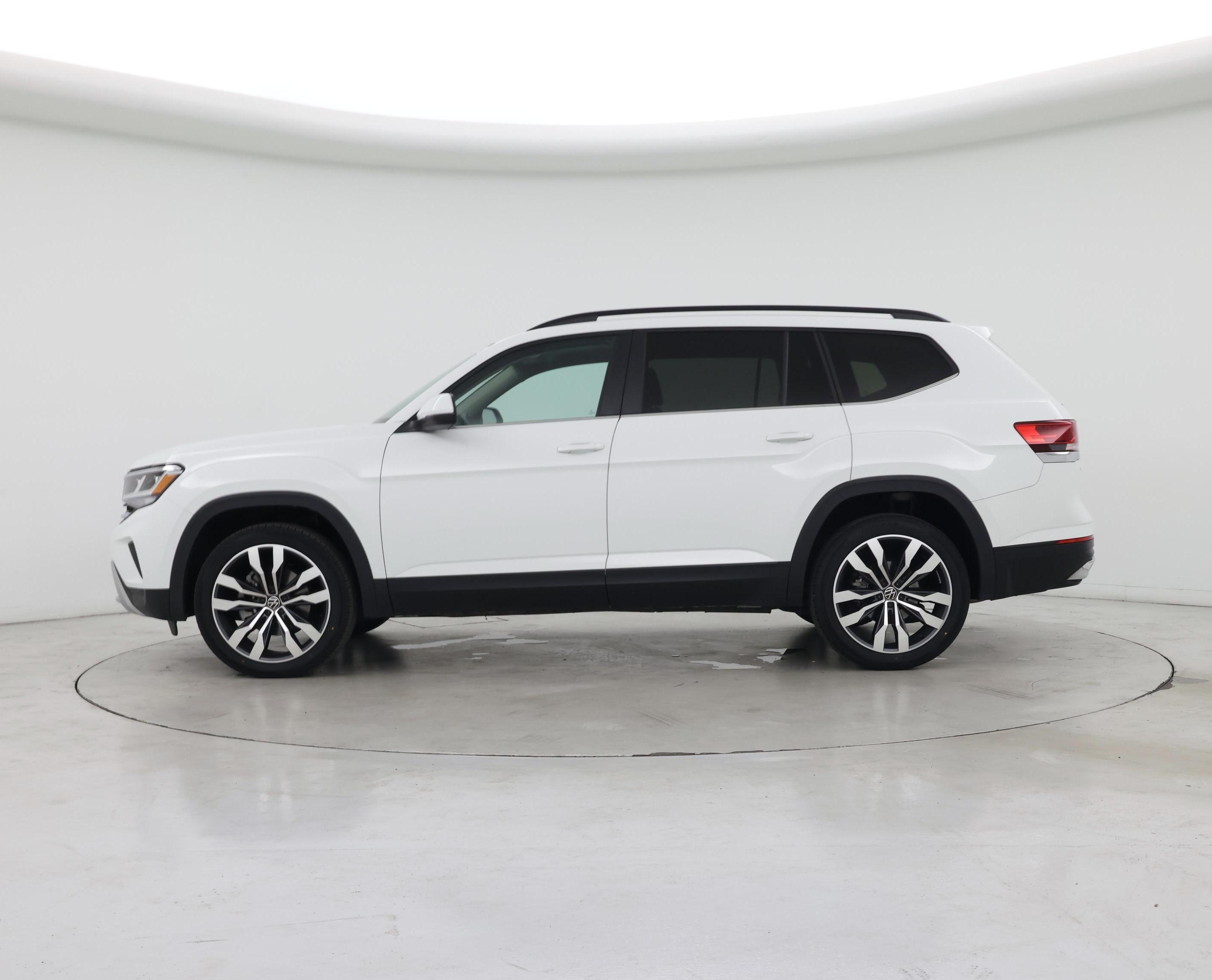 Thumbnail: 2022 Volkswagen Atlas - 3