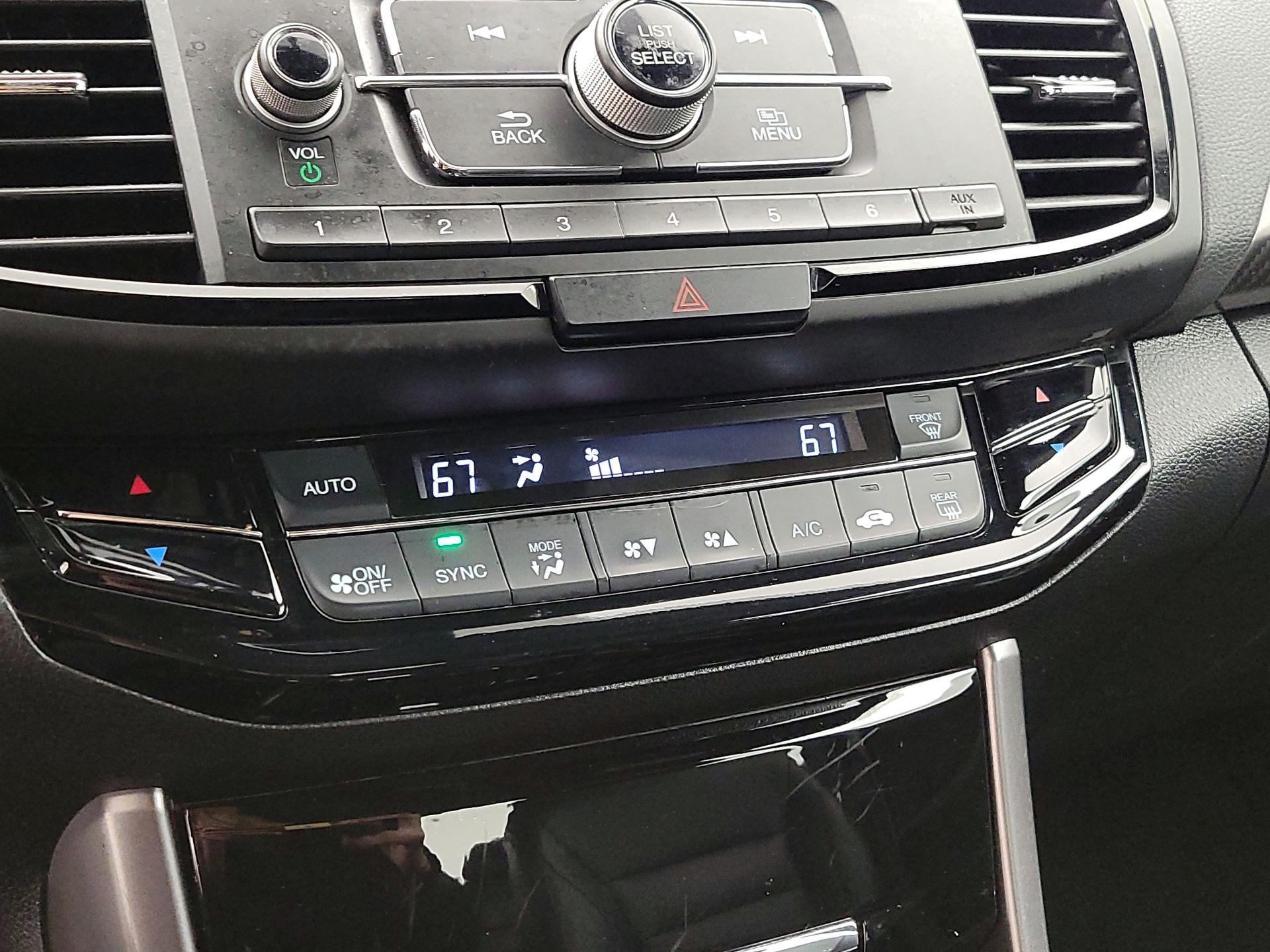 Thumbnail: 2017 Honda Accord - 16