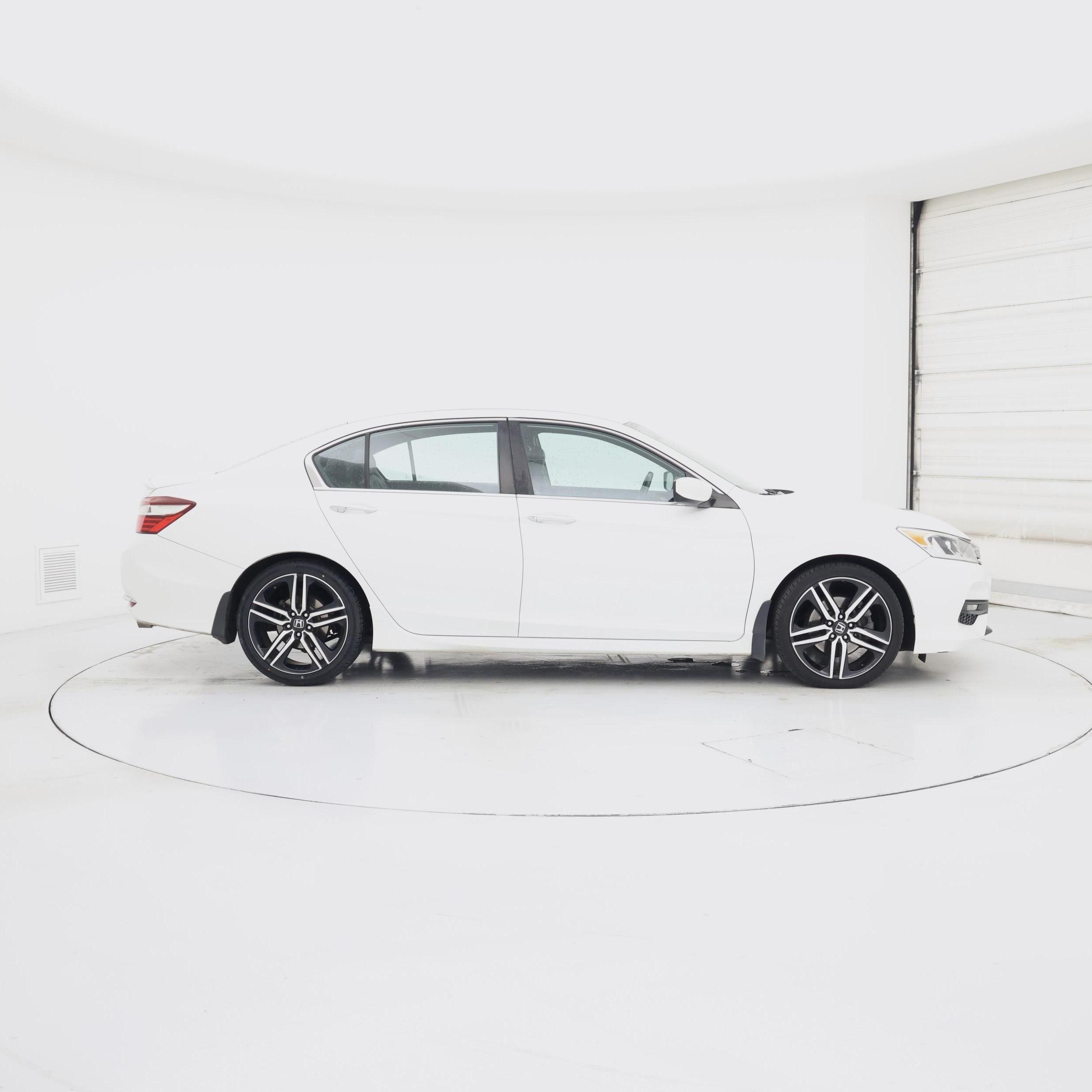 Thumbnail: 2017 Honda Accord - 7