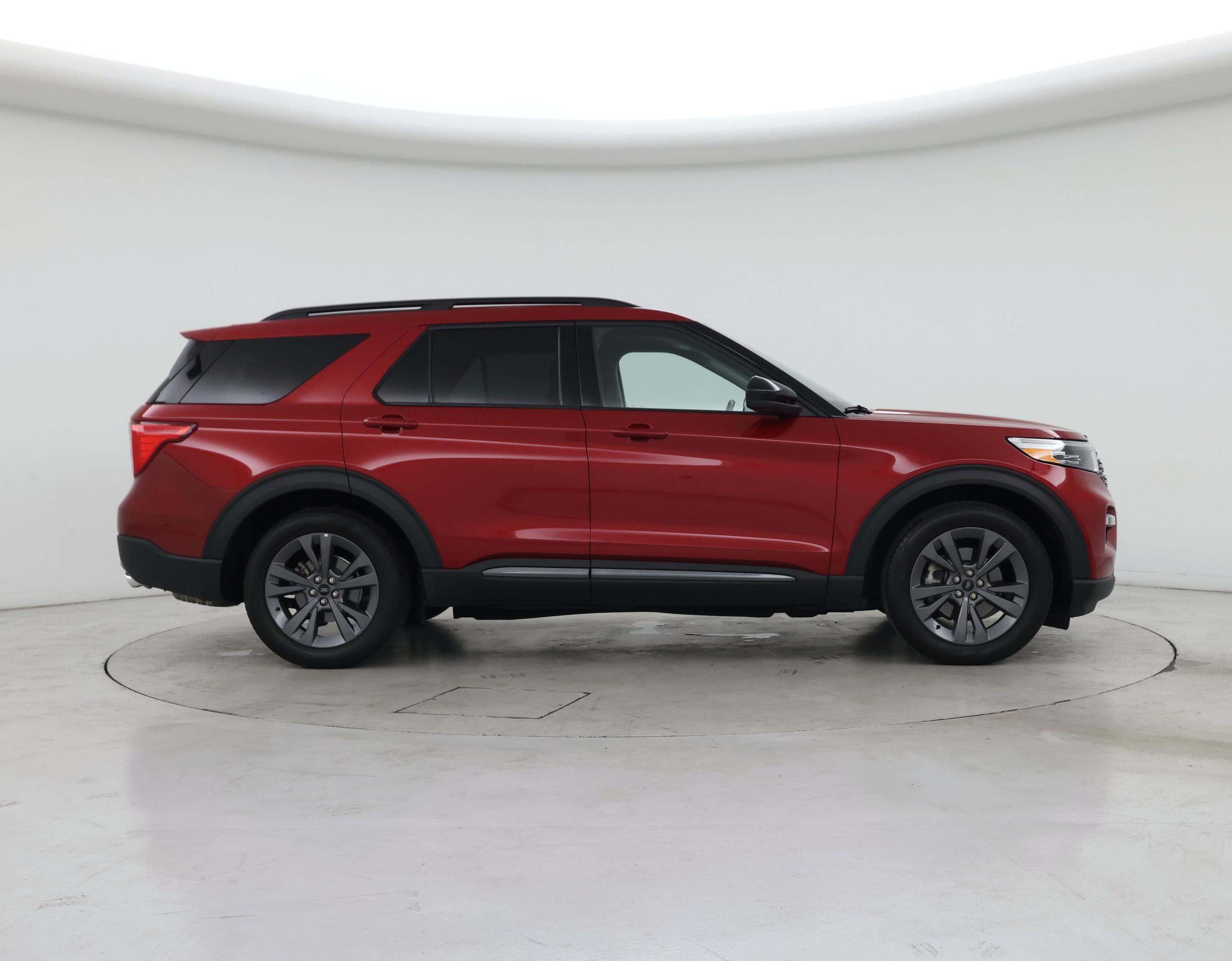 Thumbnail: 2023 Ford Explorer - 7