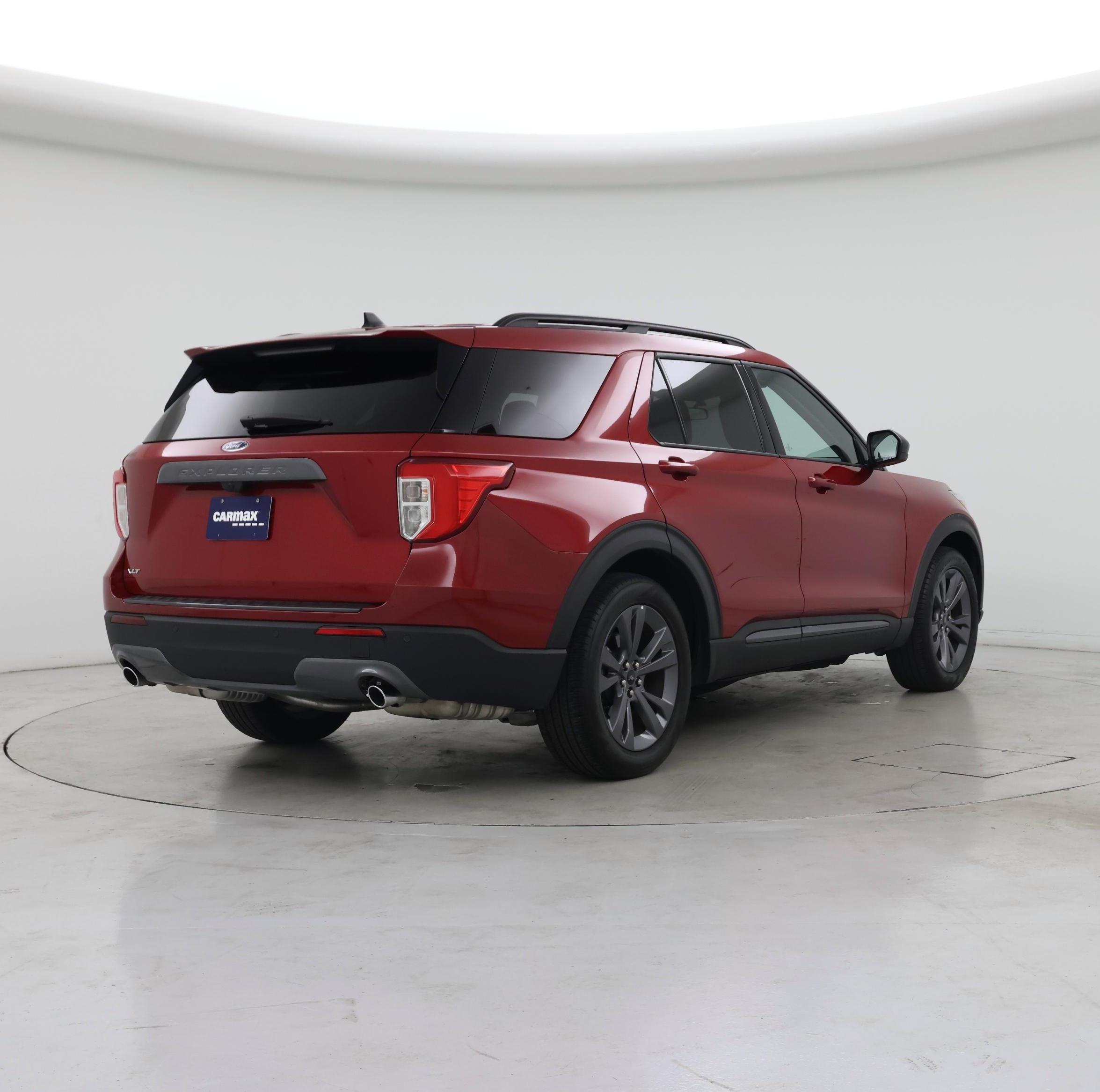 Thumbnail: 2023 Ford Explorer - 8