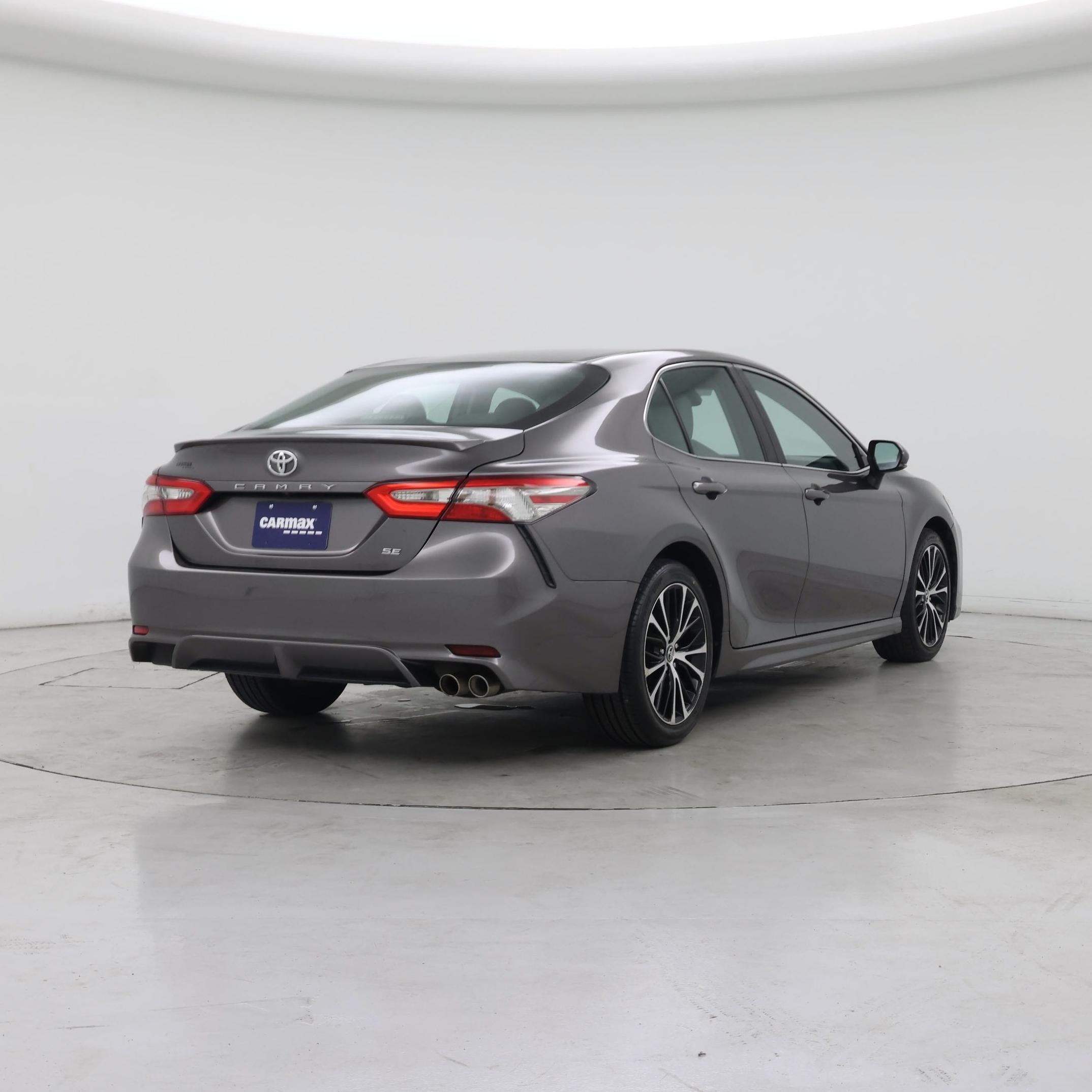 Thumbnail: 2018 Toyota Camry - 8