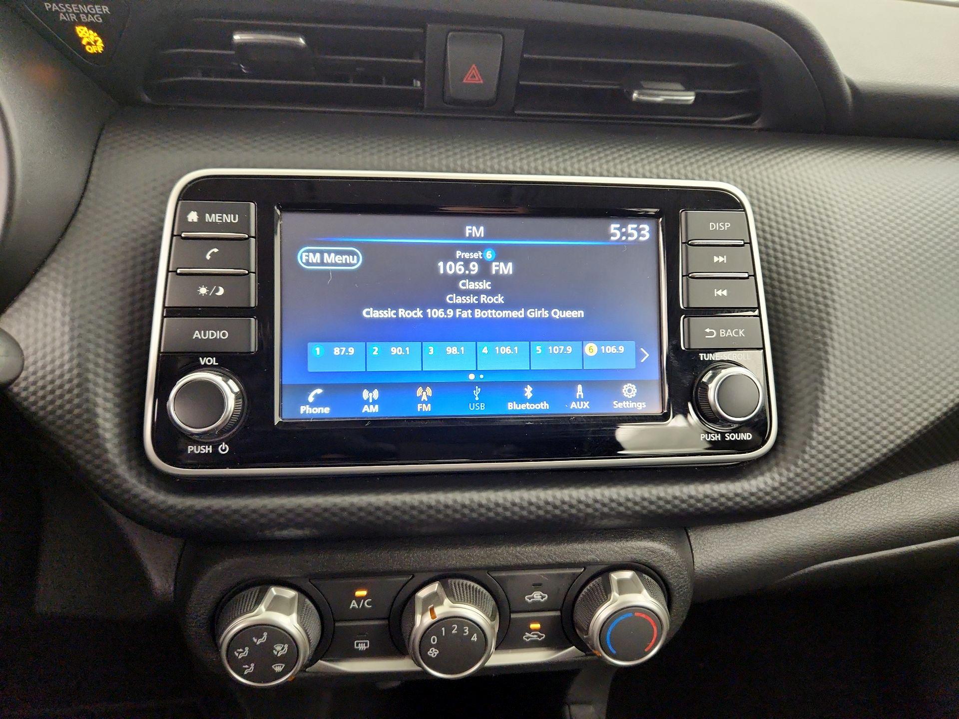 Thumbnail: 2023 Nissan Kicks - 15