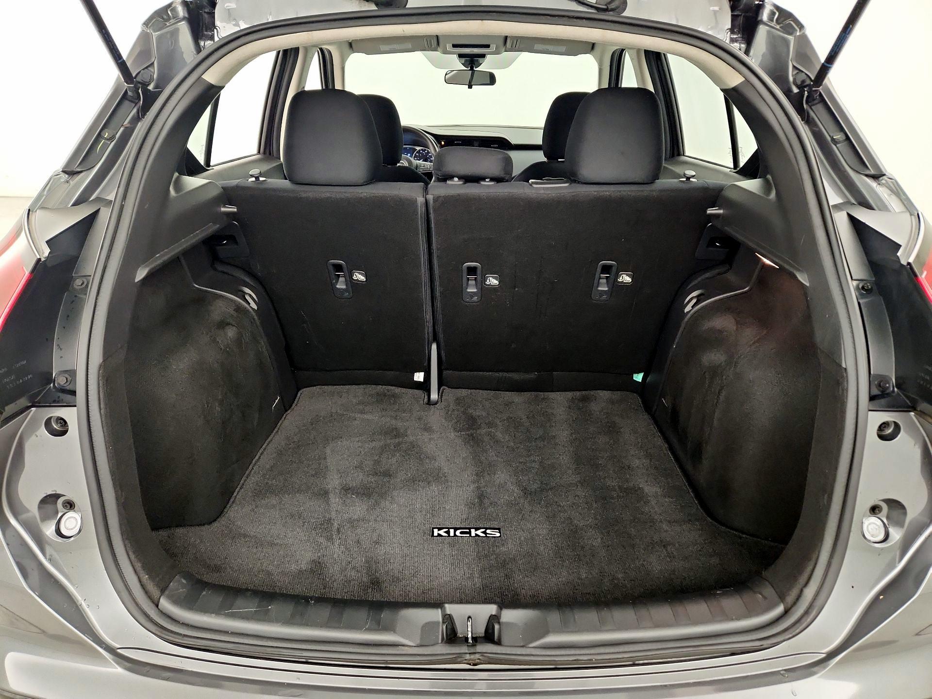 Thumbnail: 2023 Nissan Kicks - 20