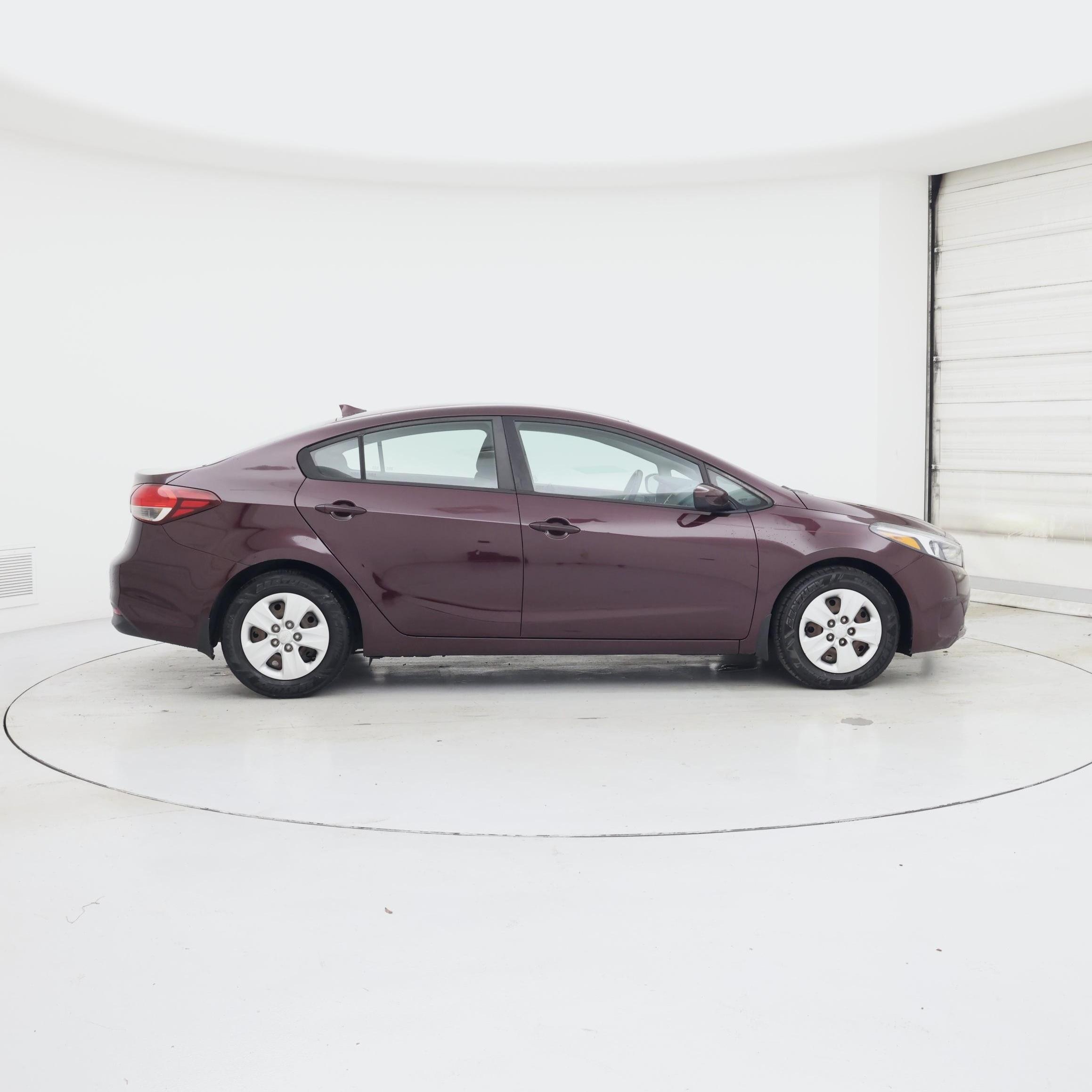Thumbnail: 2018 Kia Forte - 7