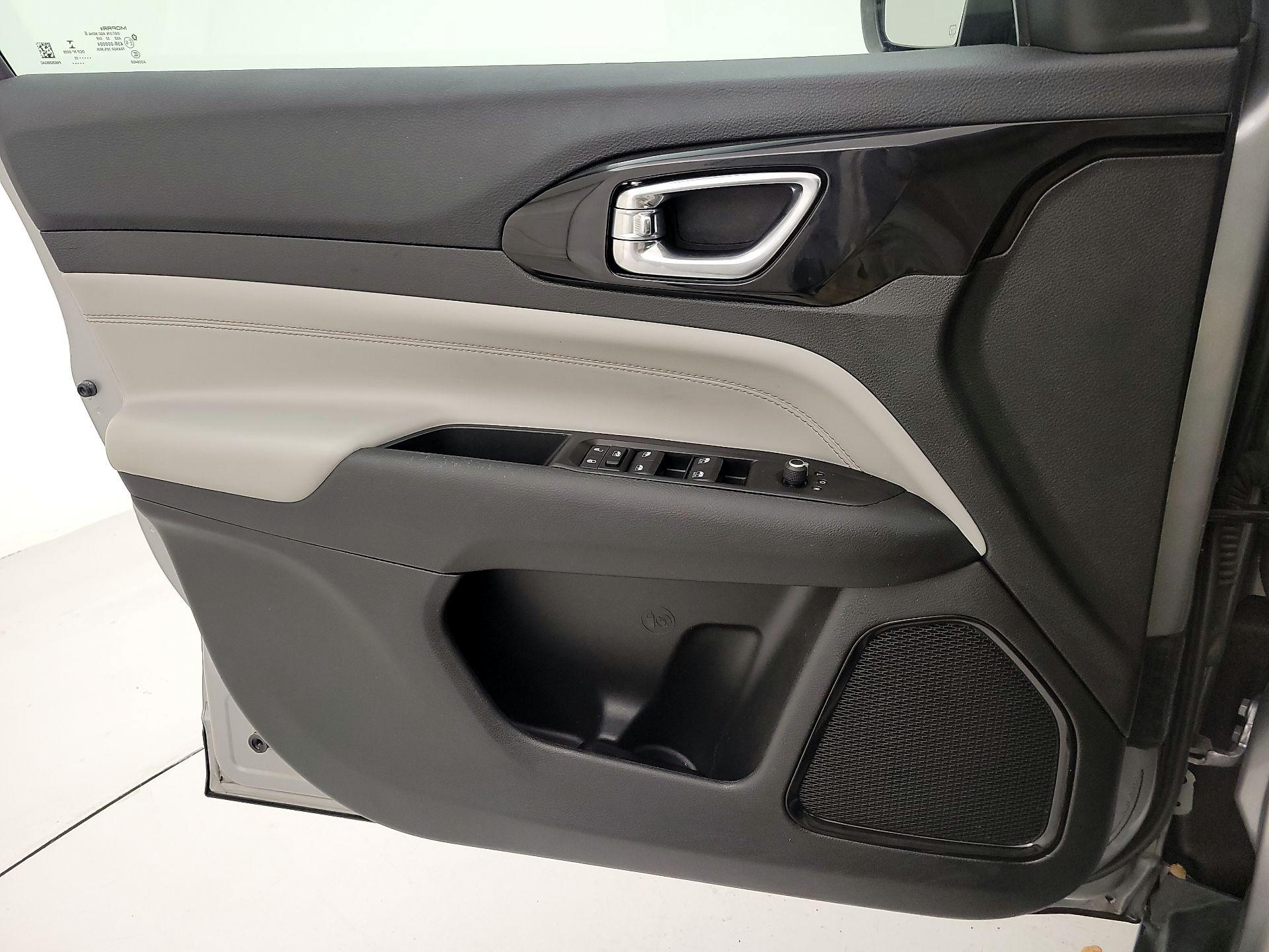 Thumbnail: 2022 Jeep Compass - 12