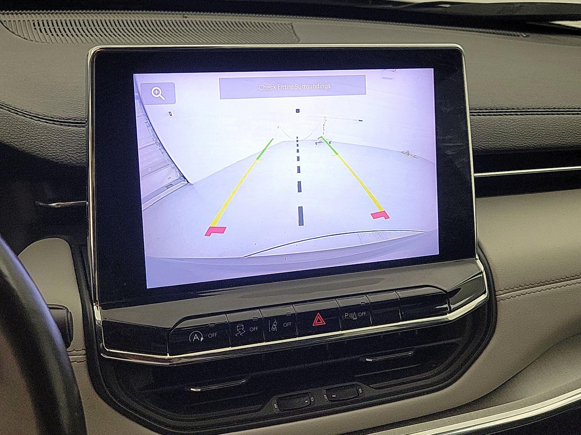 Thumbnail: 2022 Jeep Compass - 14