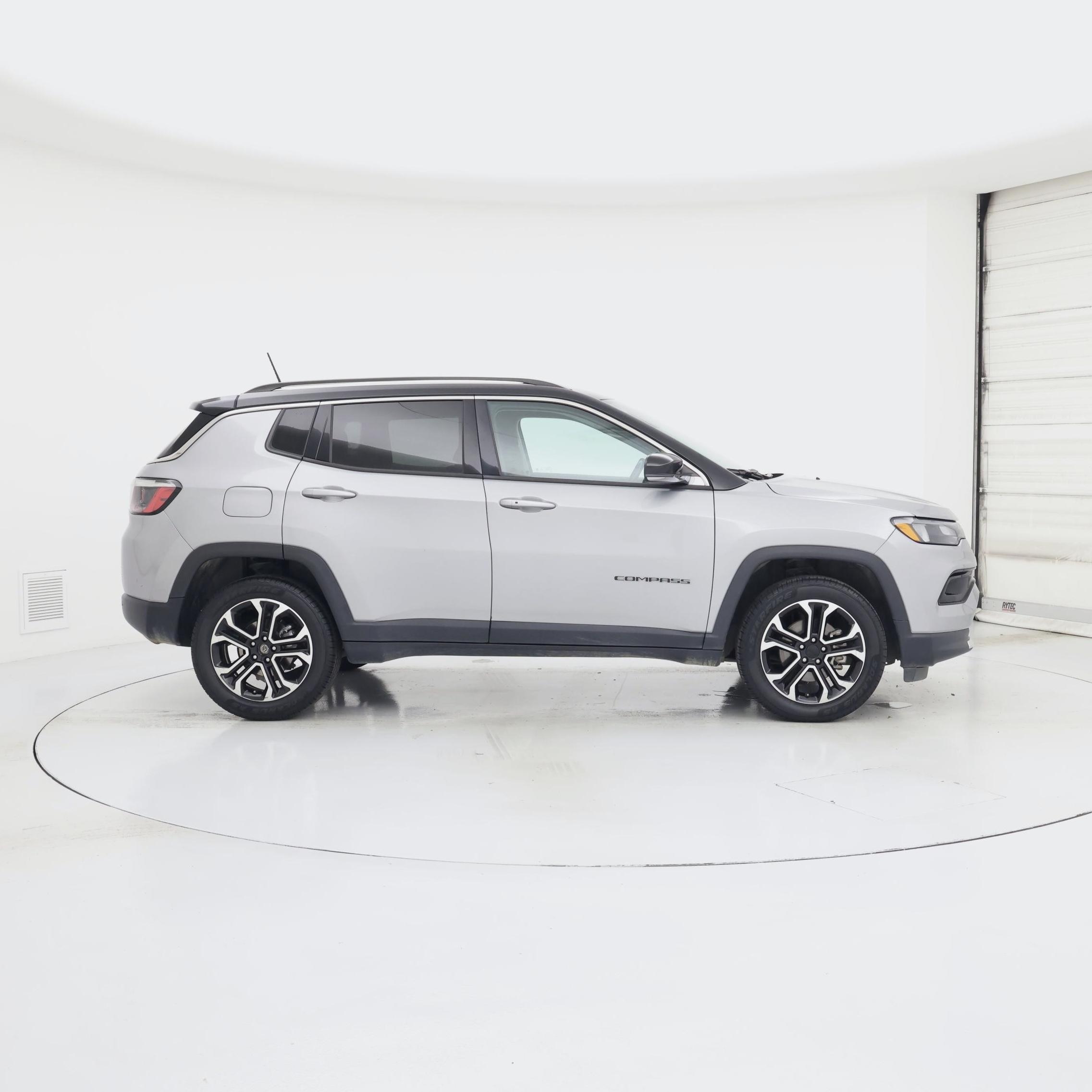 Thumbnail: 2022 Jeep Compass - 7