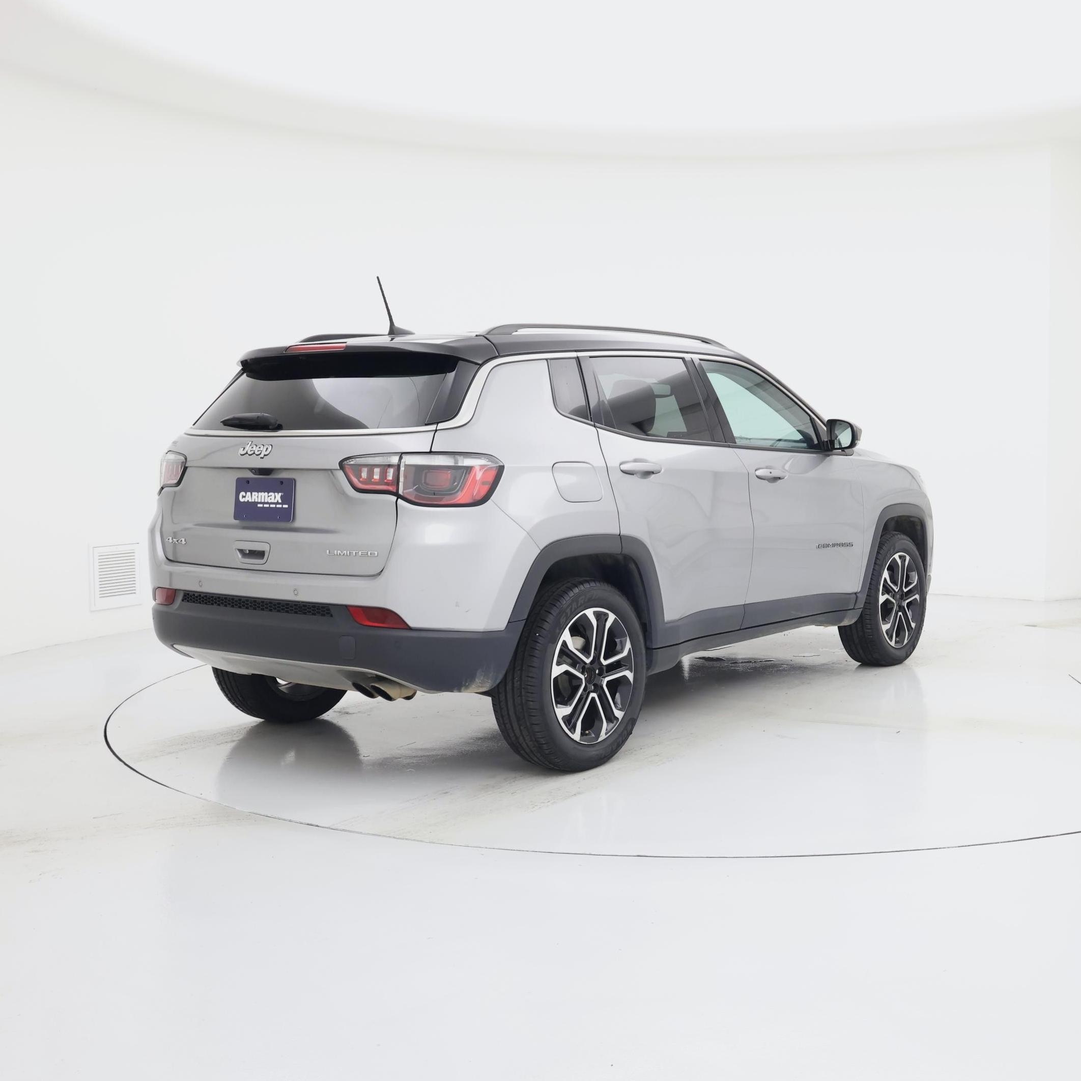 Thumbnail: 2022 Jeep Compass - 8