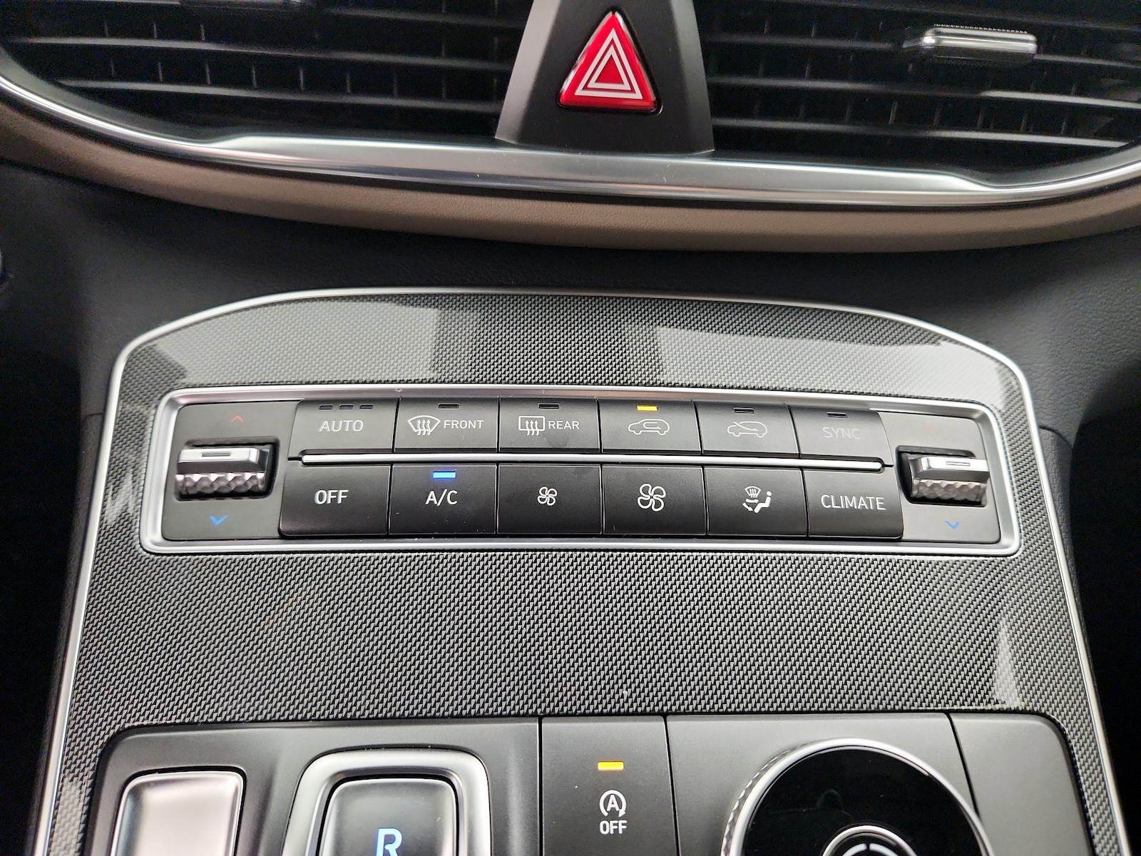 2022 Hyundai Santa Fe SEL - Photo 17