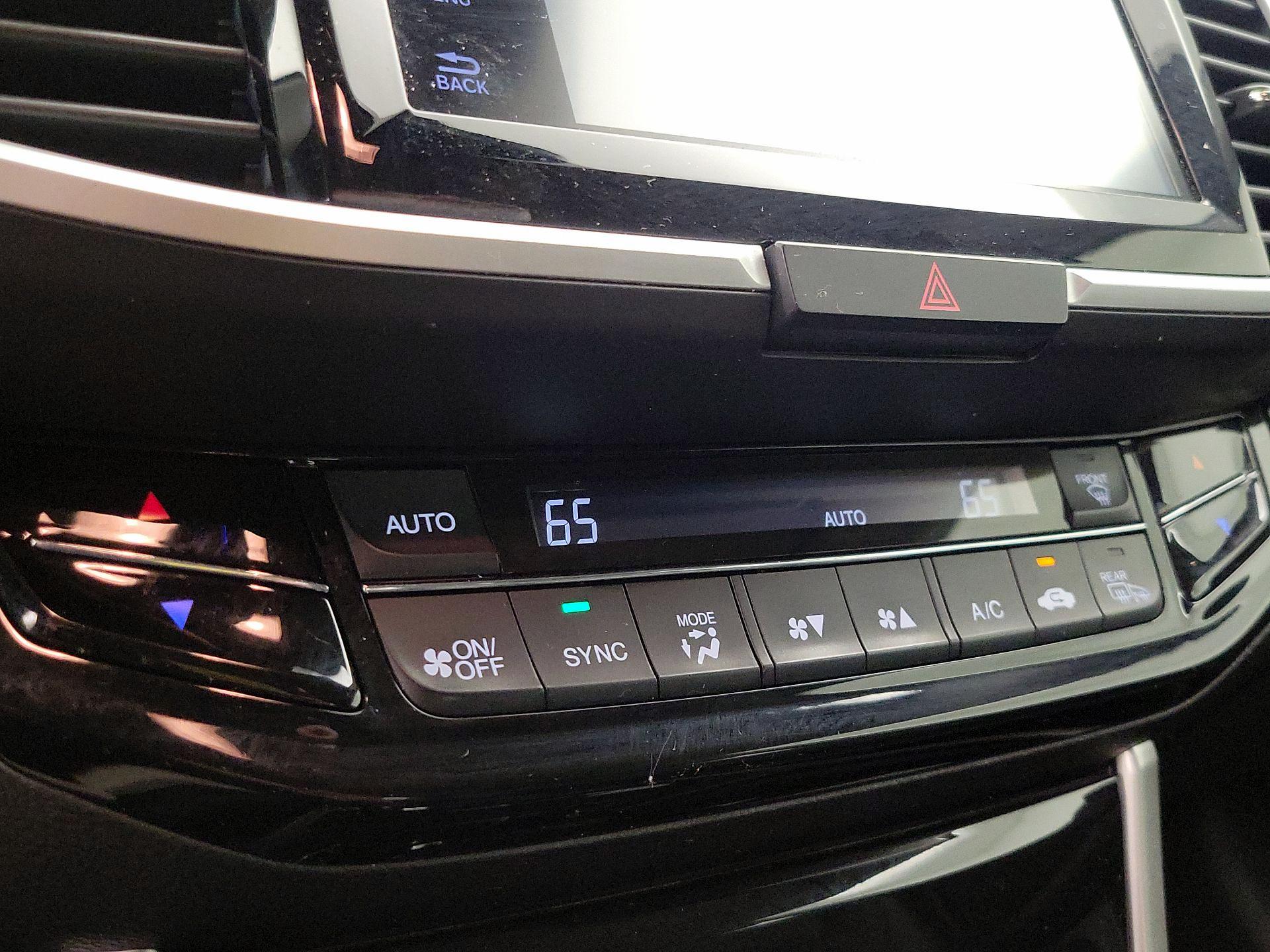 Thumbnail: 2016 Honda Accord - 17