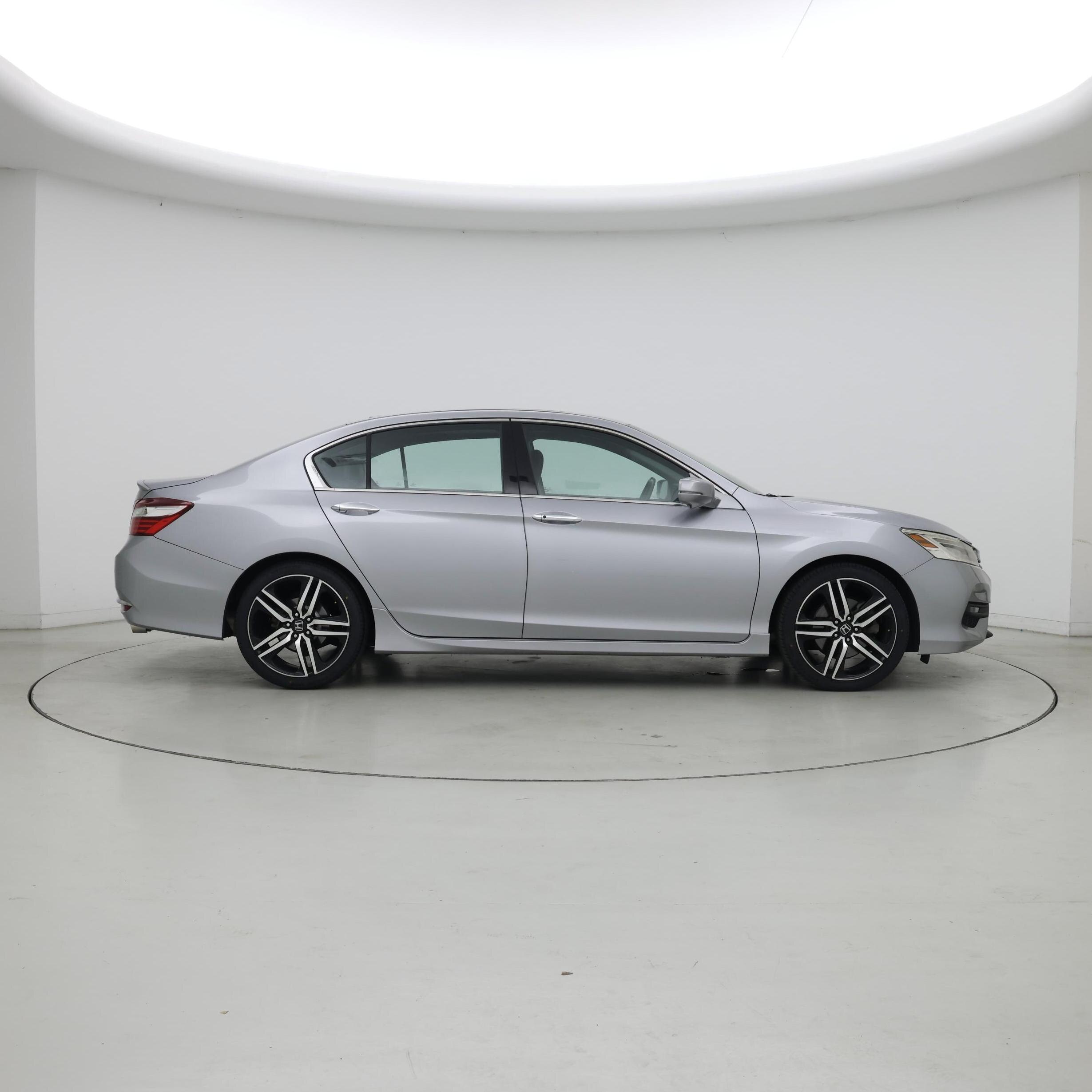 Thumbnail: 2016 Honda Accord - 7