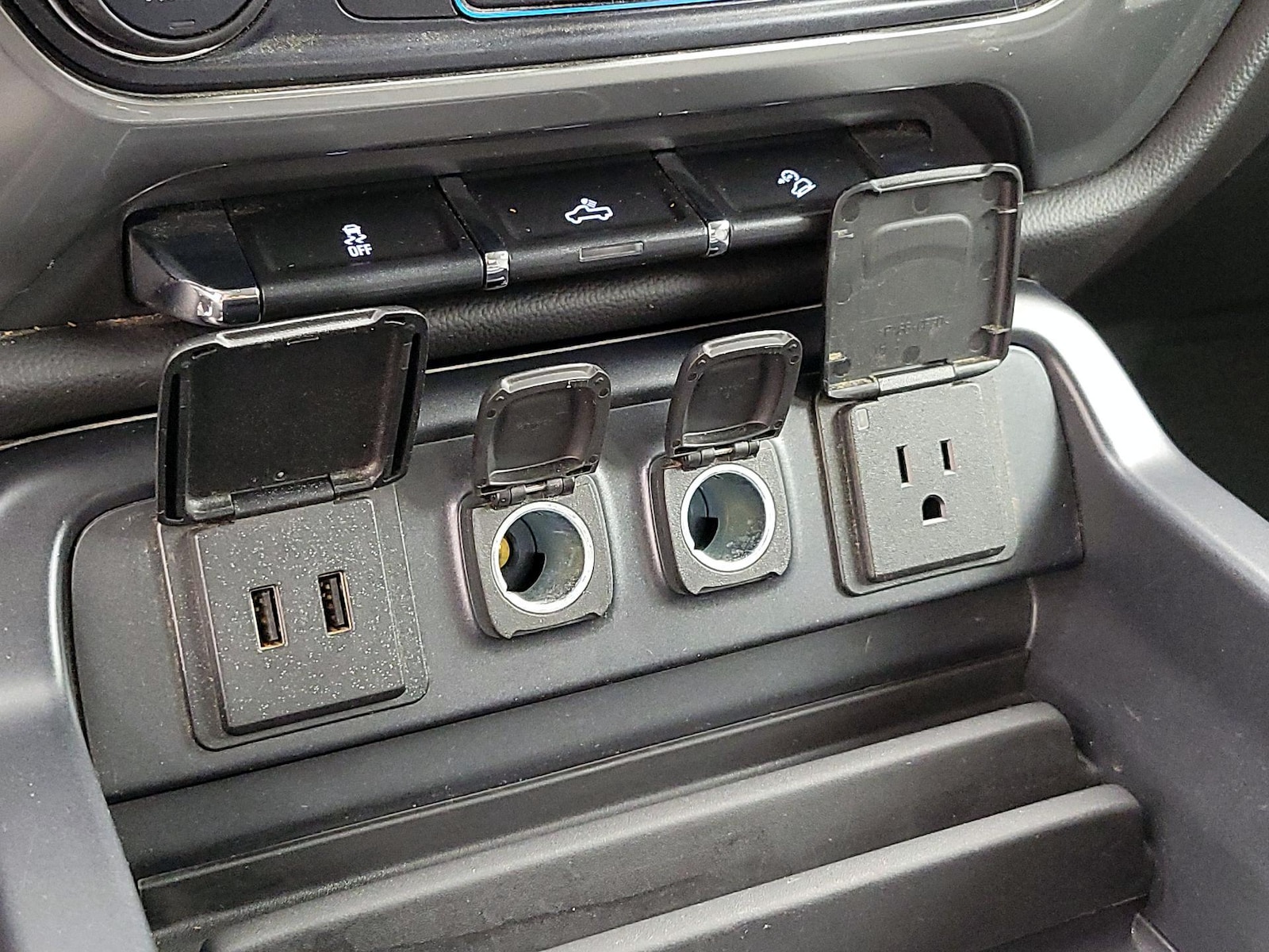 2016 Chevrolet Silverado 1500 LT - Photo 19