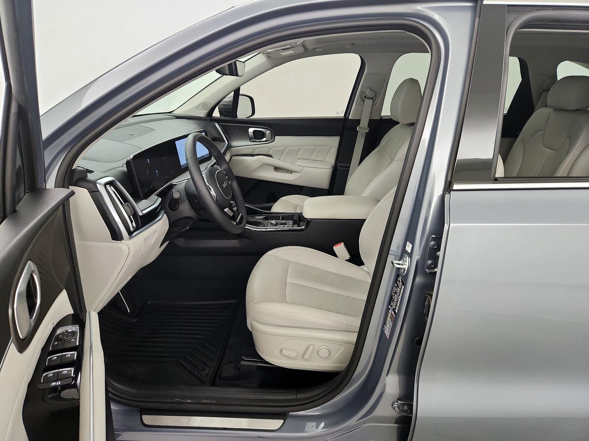 Thumbnail: 2024 Kia Sorento - 11