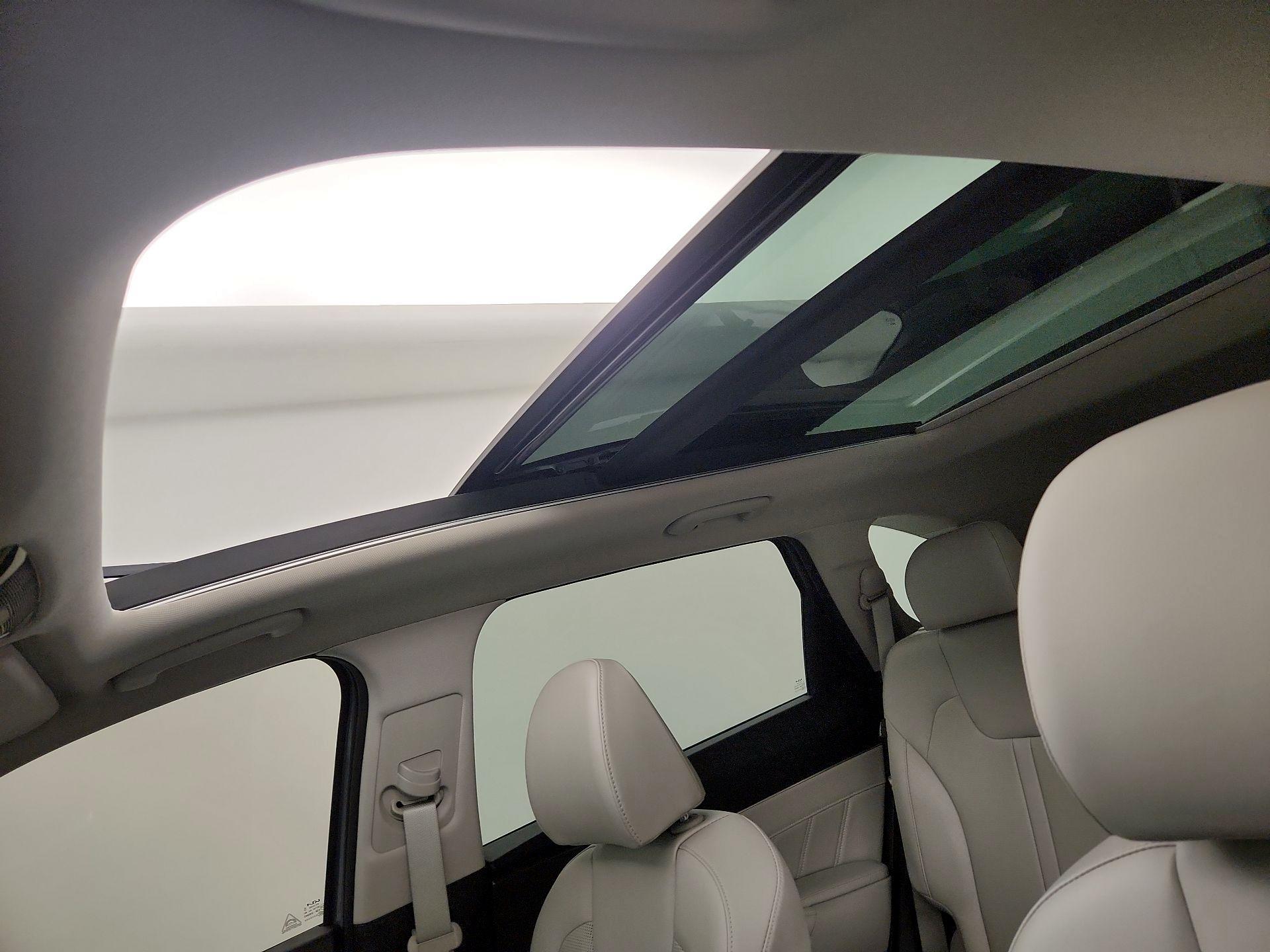 Thumbnail: 2024 Kia Sorento - 20