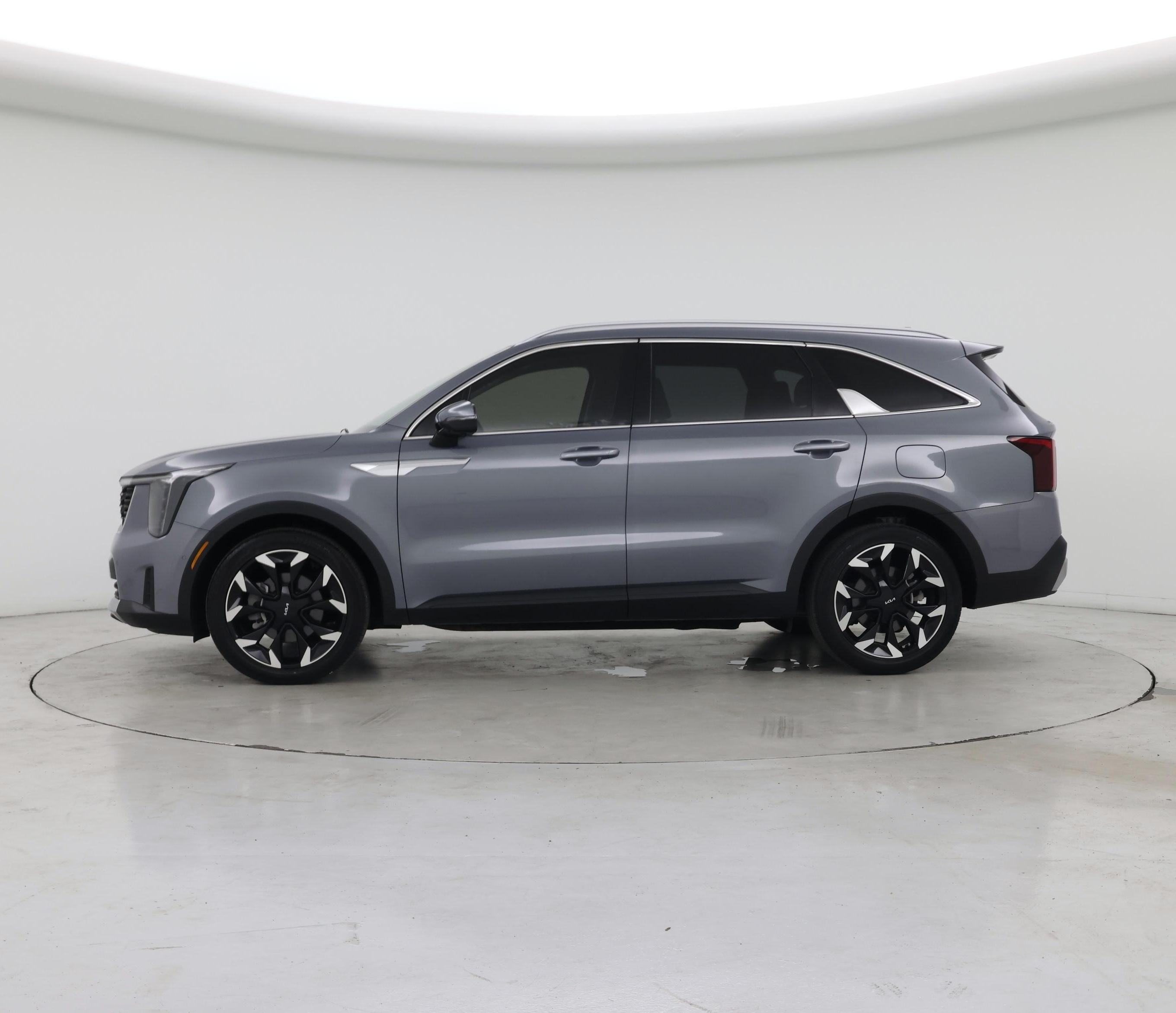 Thumbnail: 2024 Kia Sorento - 3