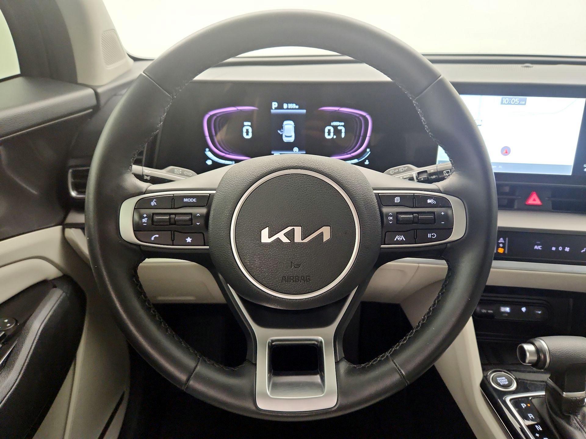 Thumbnail: 2023 Kia Sportage - 10